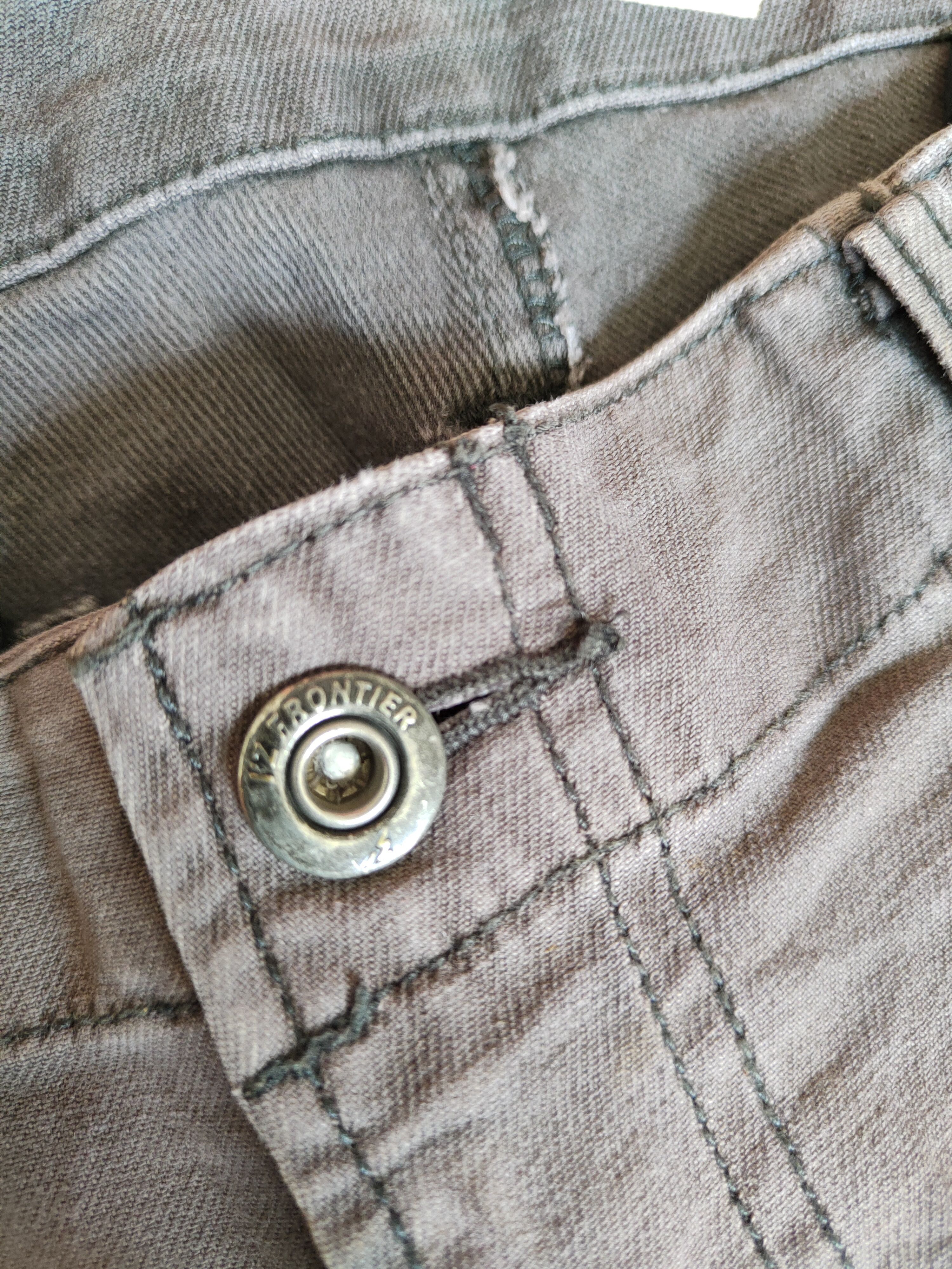 Faded Glory I'z Frontier Dark Gray Faded thrashed Cargo Pants #S589 Size US 35 - 17 Thumbnail