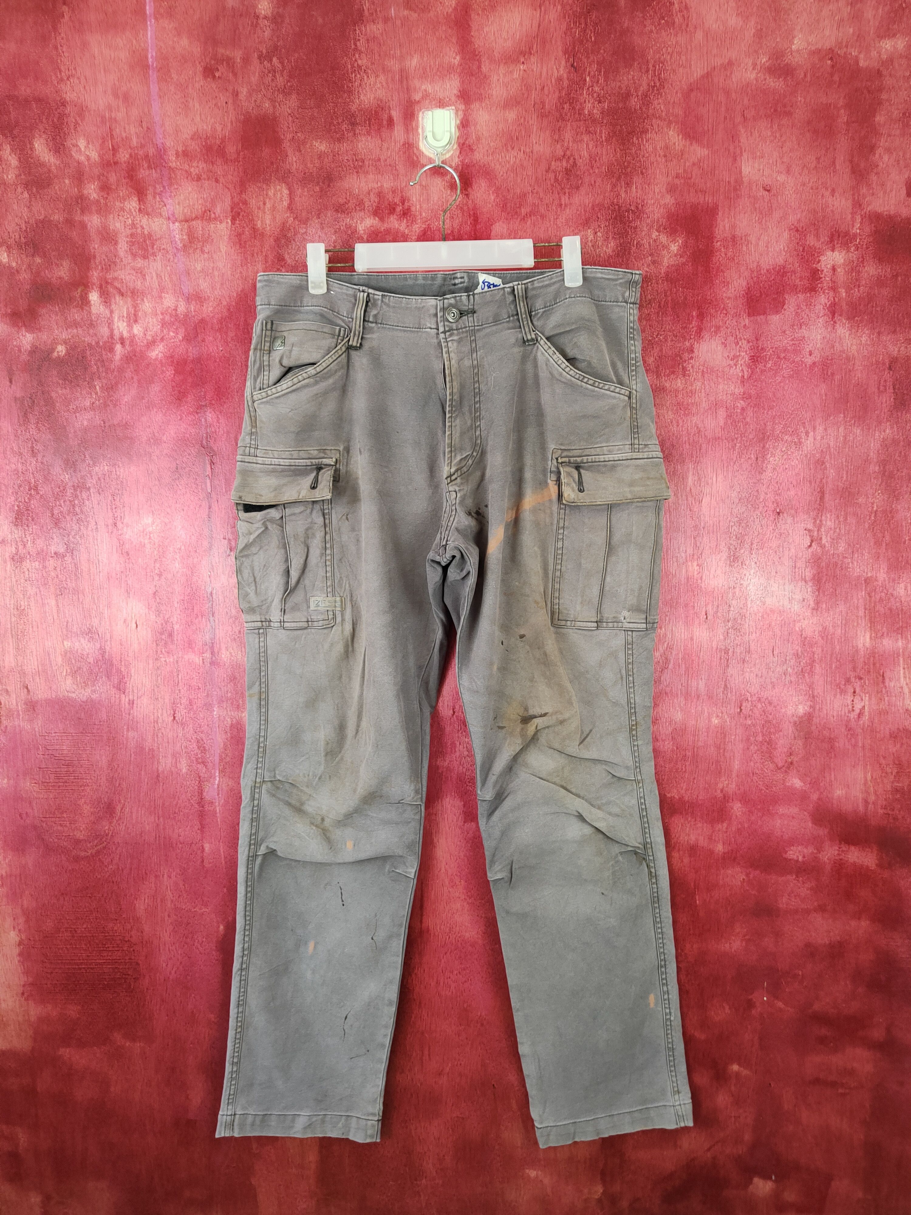 Faded Glory I'z Frontier Dark Gray Faded thrashed Cargo Pants #S589 Size US 35 - 1 Thumbnail