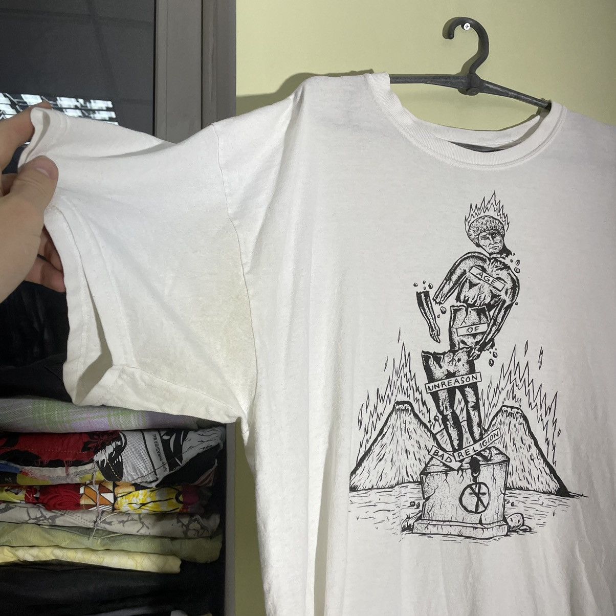 Vintage Vintage Y2K Graphic Tee Occult Art Grunge Punk Wide Leg XXL Size US XXL / EU 58 / 5 - 6 Thumbnail