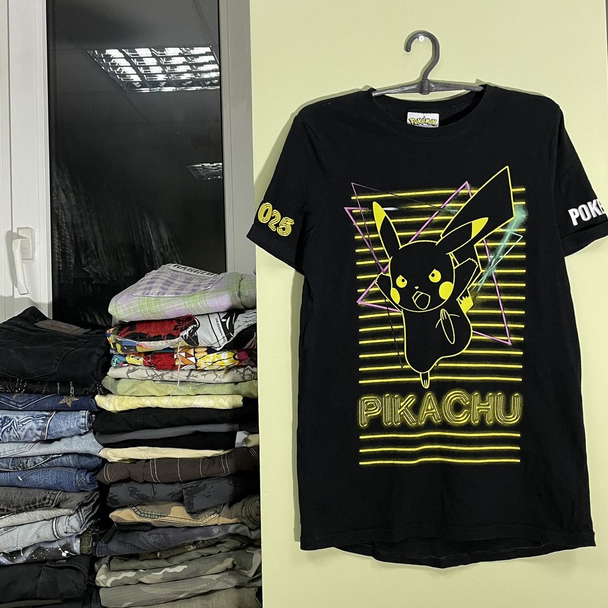 Vintage Y2K Tee Pok mon Art Streetwear Hype M