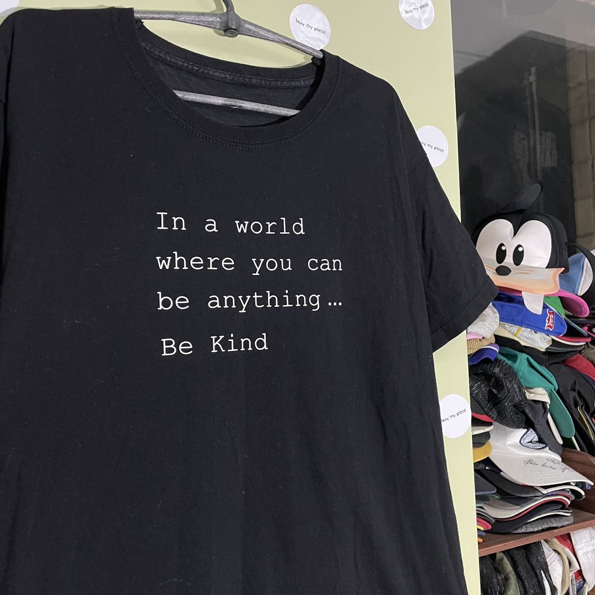 Vintage Vintage Y2K Sun Faded Graphic Tee Inspirational Quote Black Size US L / EU 52-54 / 3 - 5 Thumbnail