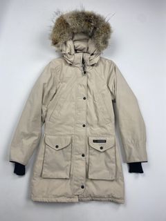 Canada goose webster hot sale duck down hooded coat