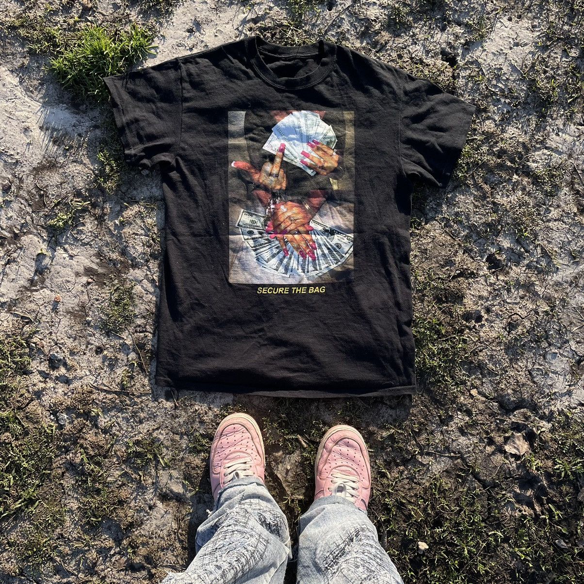 Vintage Vintage Y2K Graphic Tee Sun Faded Streetwear Swag Large Slim Size US L / EU 52-54 / 3 - 1 Thumbnail