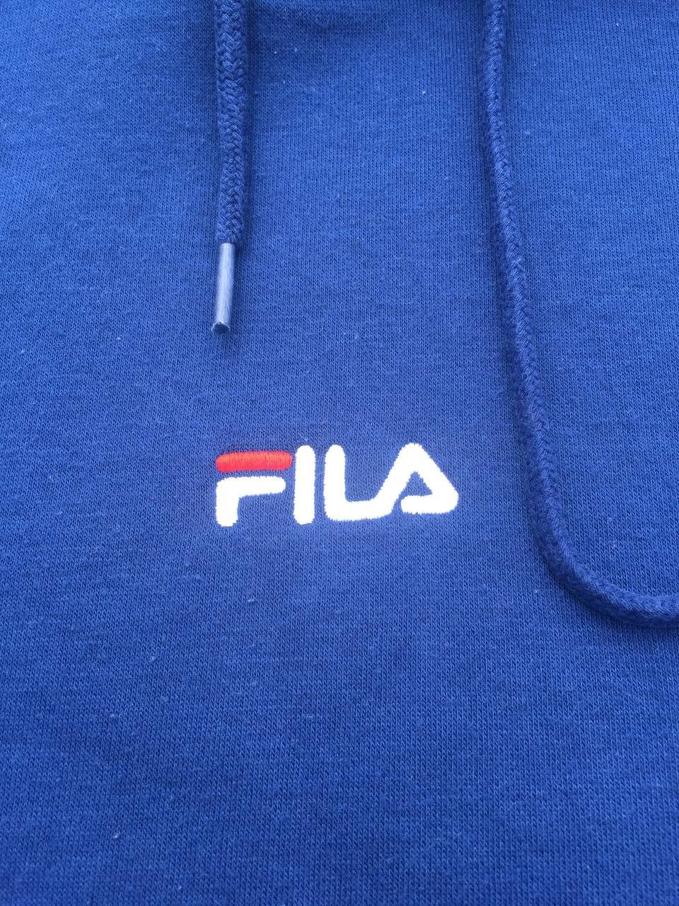 Fila Vintage Fila Mini Center Logo Embroidered Hoodie Size US L / EU 52-54 / 3 - 2 Thumbnail