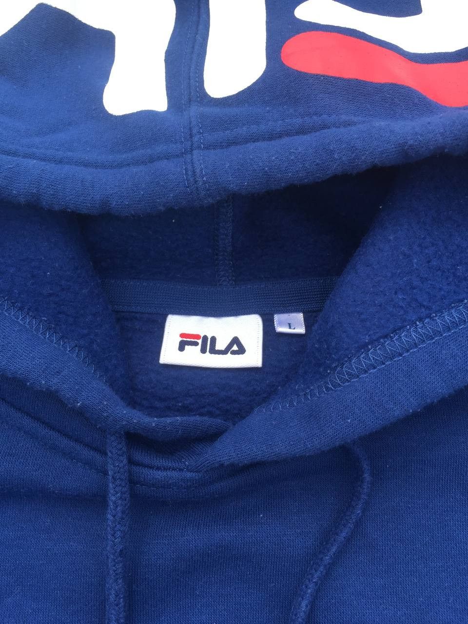 Fila Vintage Fila Mini Center Logo Embroidered Hoodie Size US L / EU 52-54 / 3 - 6 Thumbnail