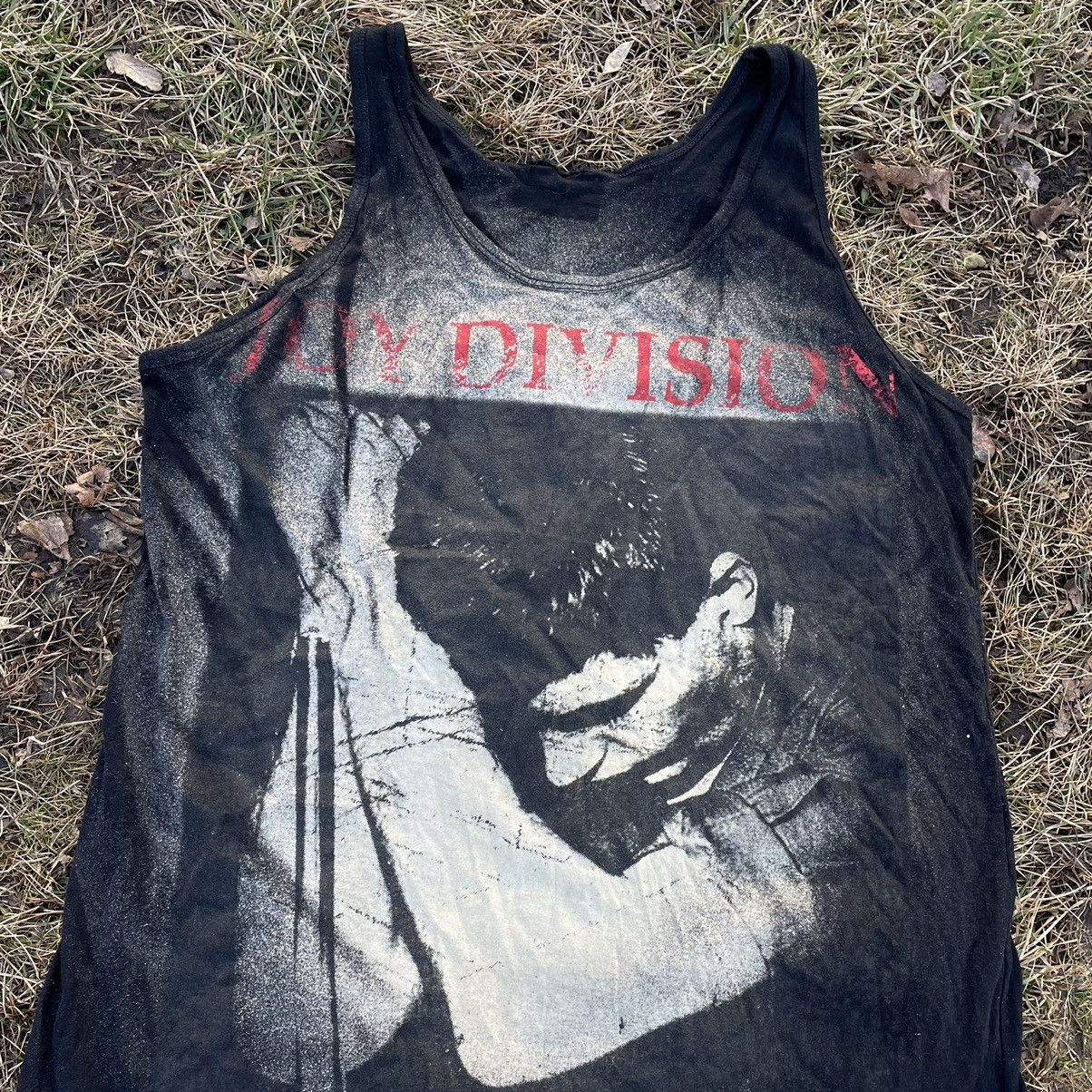 Vintage Vintage 90s Joy Division Band Tee Sun Faded Grunge Slim M Size US M / EU 48-50 / 2 - 4 Thumbnail