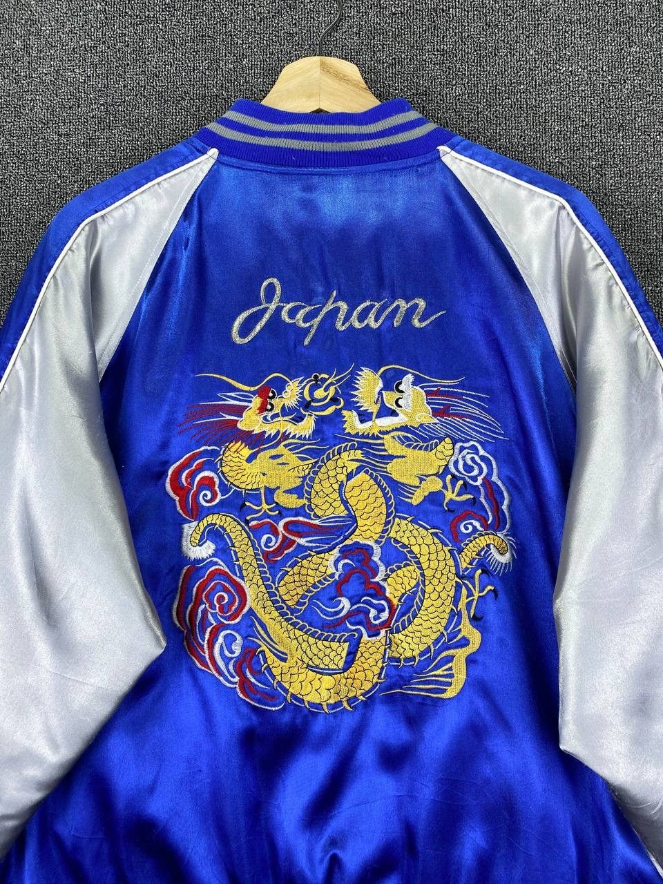 Japanese Brand Vintage Sukajan Dragon Embroidery Big Logo Souvenir Jacket Size US L / EU 52-54 / 3 - 2 Thumbnail