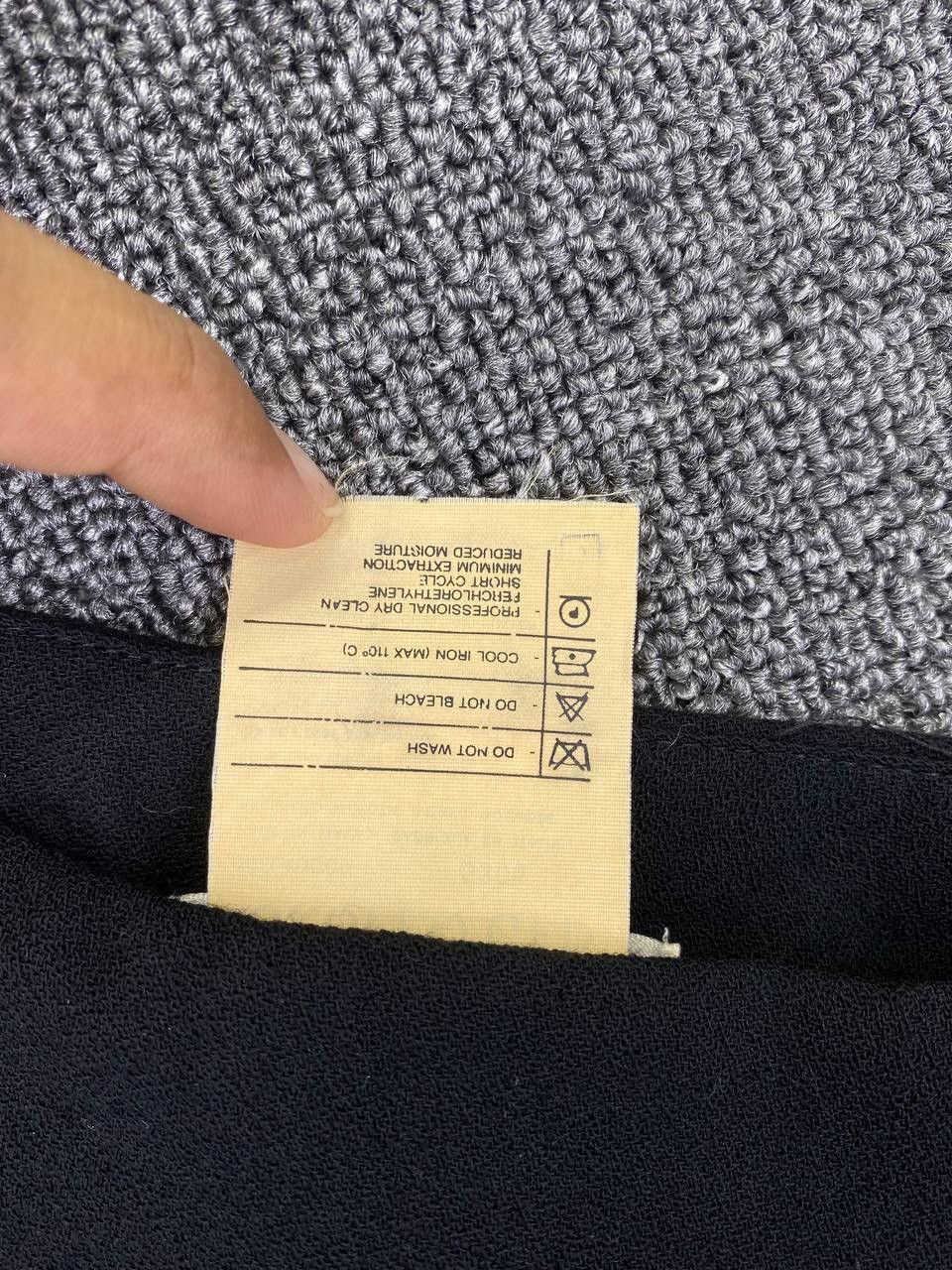 Christian Dior Monsieur Vintage Dior Virgin Wool Full Black Midi Skirts Size 28" / US 6 / IT 42 - 6 Thumbnail