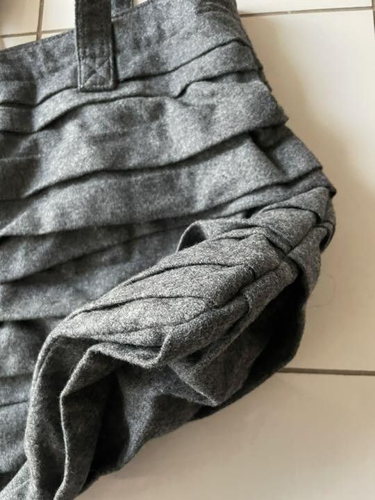 Comme des Garcons Wool Pleated Tote Bag Size ONE SIZE - 2 Thumbnail