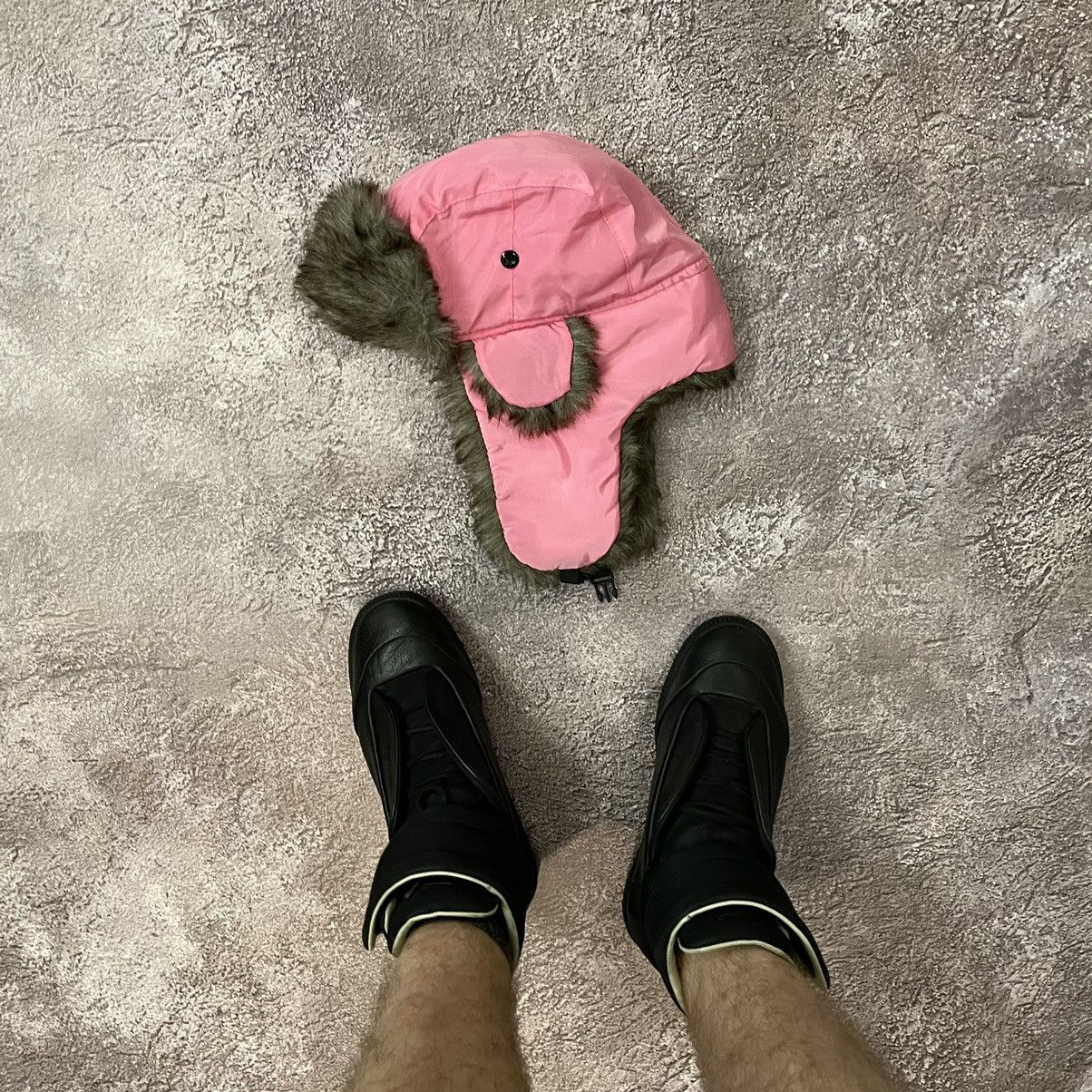 Vintage Vintage Y2K Mohair Fur Trapper Beanie Pink Alt Goth Logo OS Size ONE SIZE - 1 Thumbnail