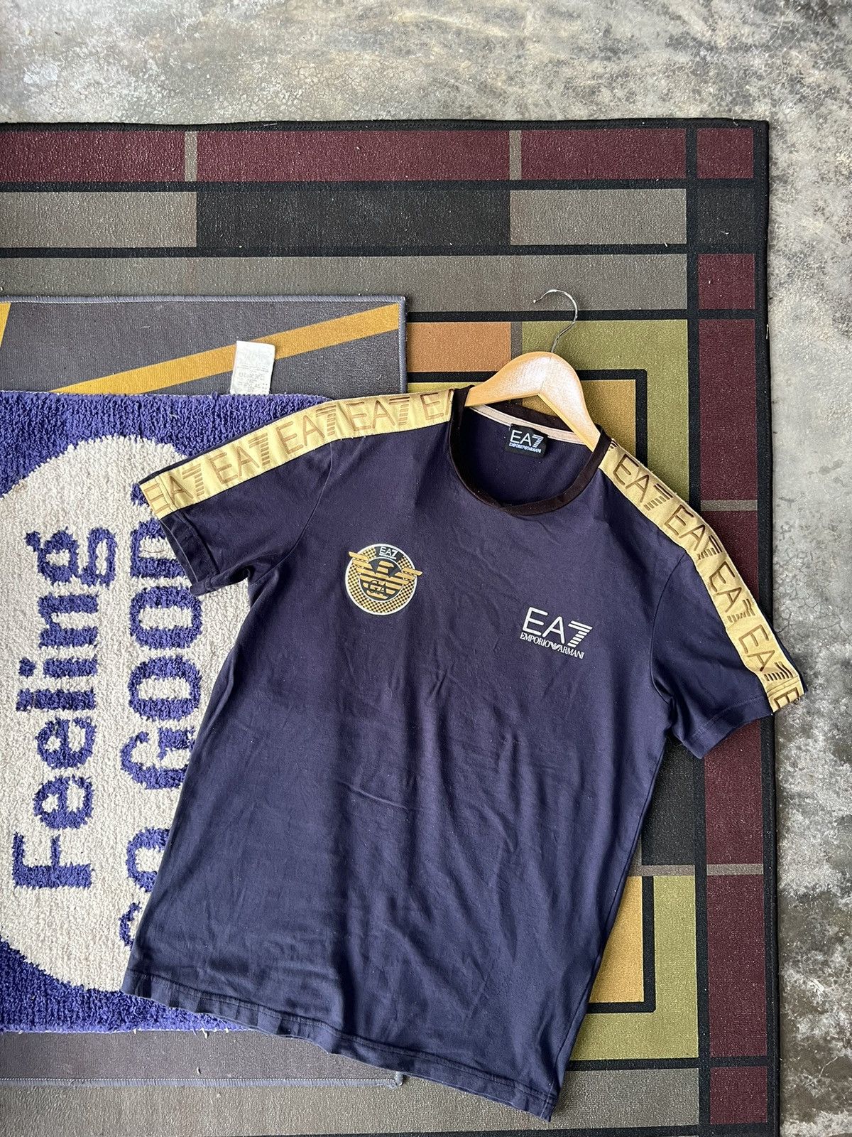 Emporio Armani 🔥Emporio Armani No 7 Gold Sidestripe Size US M / EU 48-50 / 2 - 1 Thumbnail