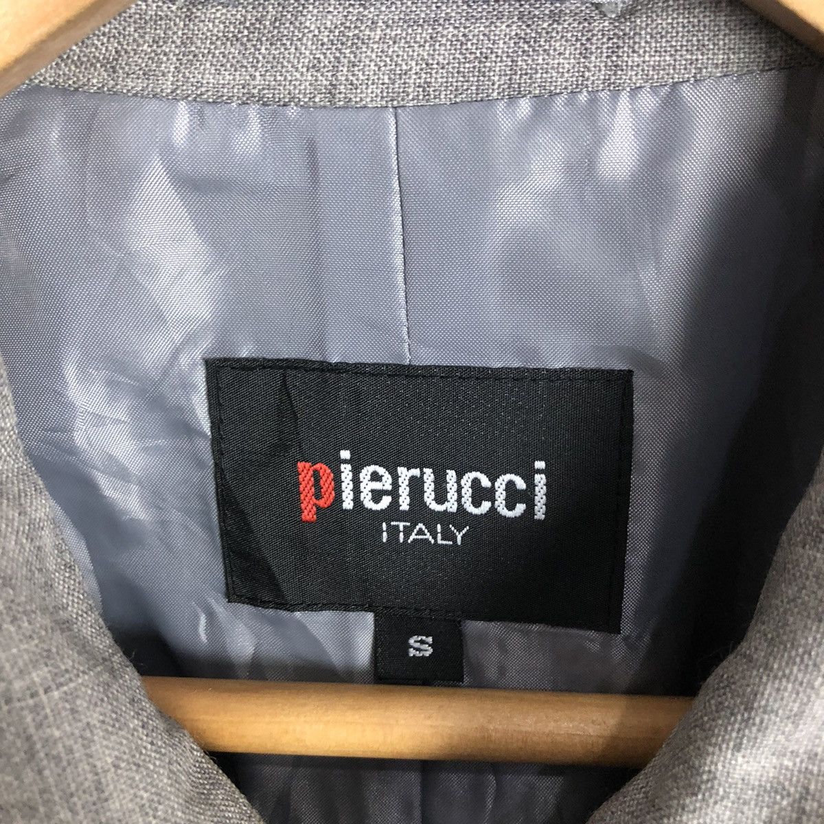 Vintage PIERUCCI ITALY MULTI POCKET JACKET Size US S / EU 44-46 / 1 - 9 Thumbnail