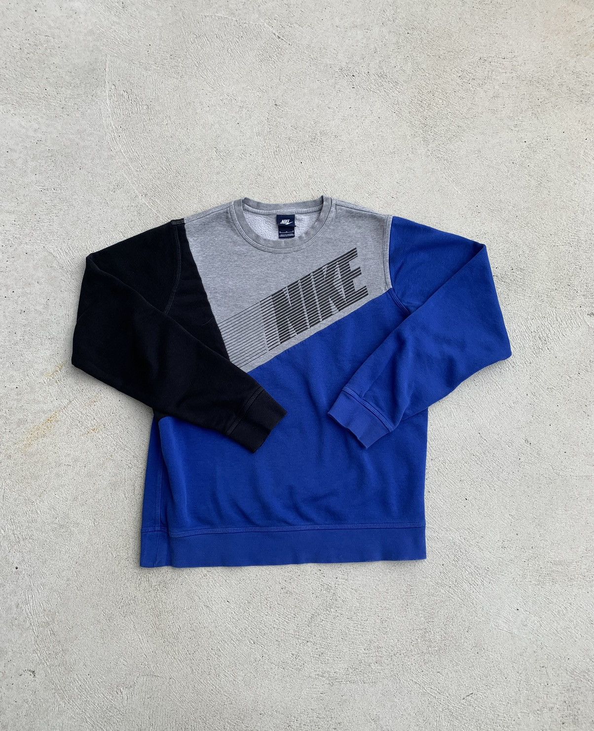 Nike Nike Crewneck Sweatshirt (M) Size US M / EU 48-50 / 2 - 1 Thumbnail