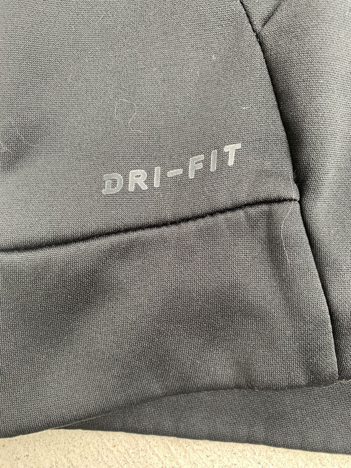 Nike Nike DriFit Hoodie (M) Size US M / EU 48-50 / 2 - 3 Thumbnail