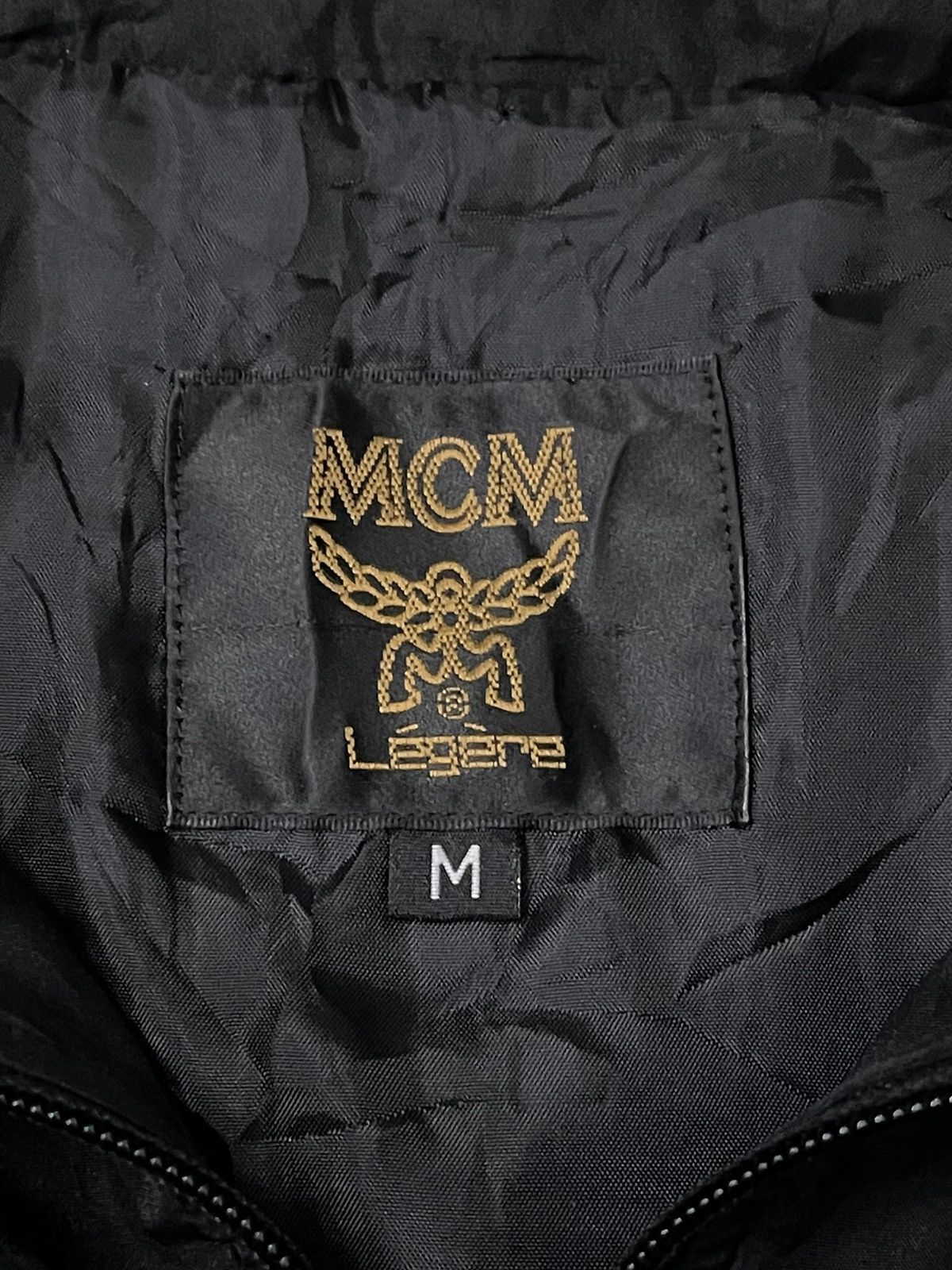 MCM MCM Legere Nylon Puffer Jacket – Lightweight & Stylish Size US M / EU 48-50 / 2 - 7 Thumbnail