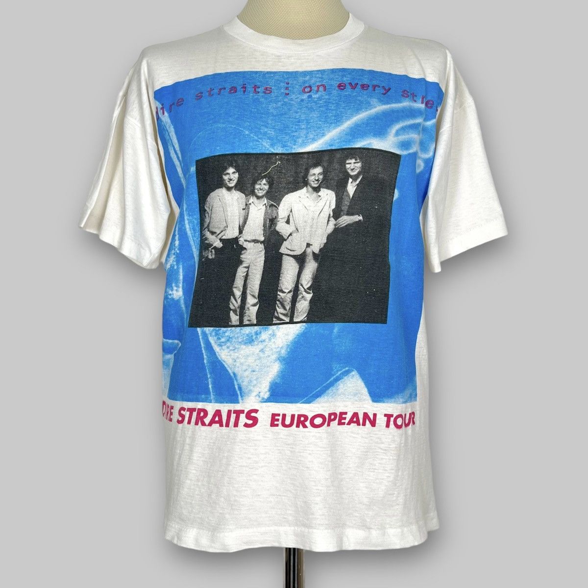 Band Tees Vintage 1992 Dire Straits ‘On Every Street’ Bootleg Tour Tee Size US L / EU 52-54 / 3 - 1 Thumbnail
