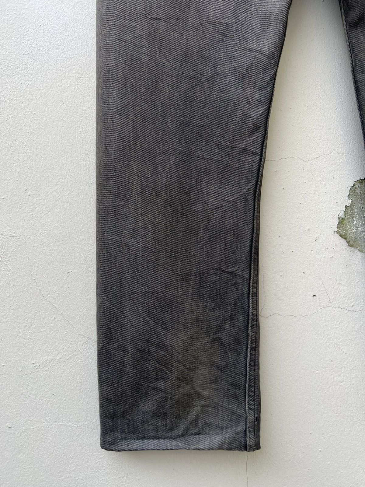 Levi's Vintage 1995 Levi’s 501 Jeans Fade Black Denim Trashed Jeans Size US 32 / EU 48 - 17 Thumbnail