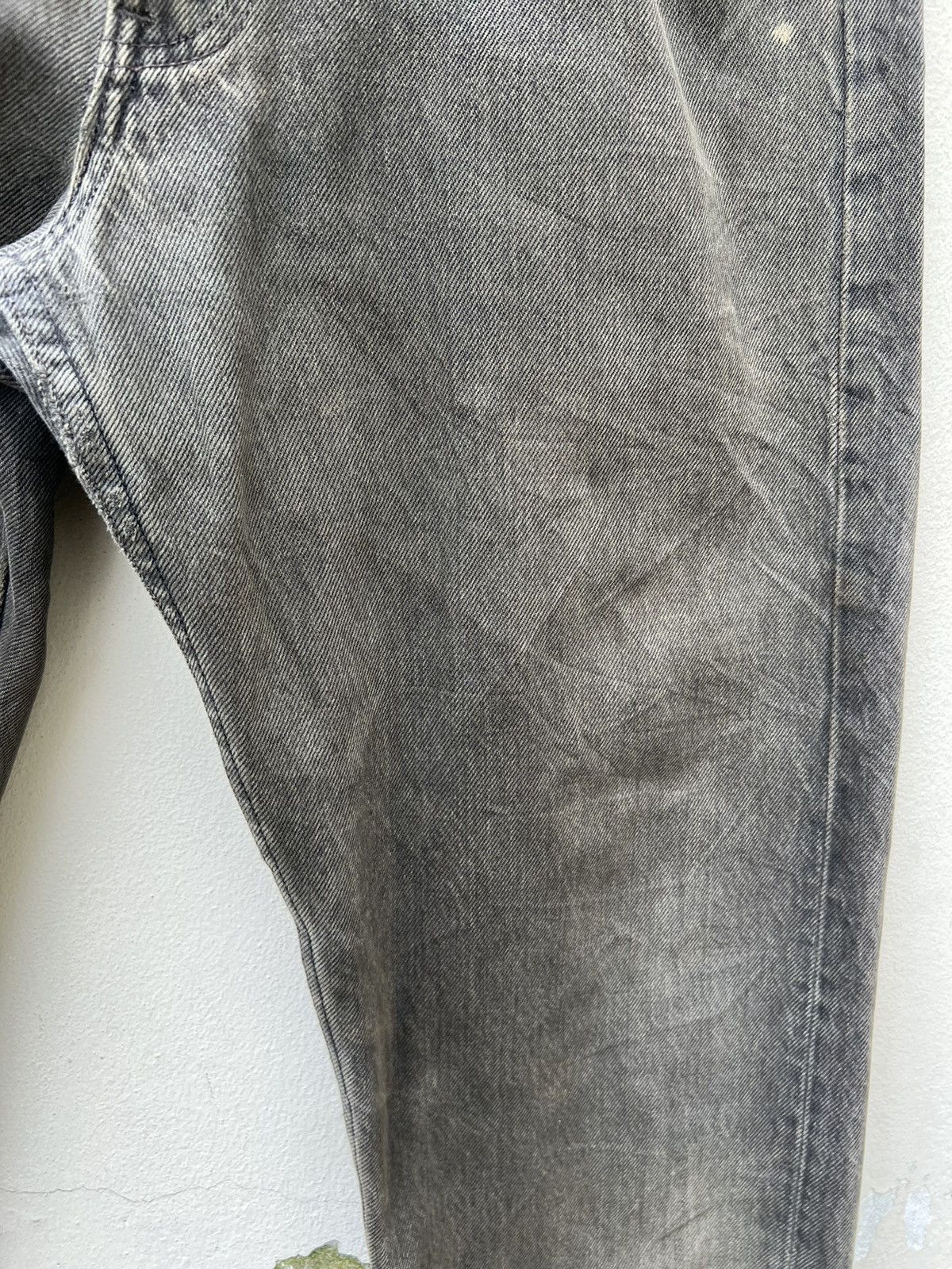 Levi's Vintage 1995 Levi’s 501 Jeans Fade Black Denim Trashed Jeans Size US 32 / EU 48 - 12 Thumbnail