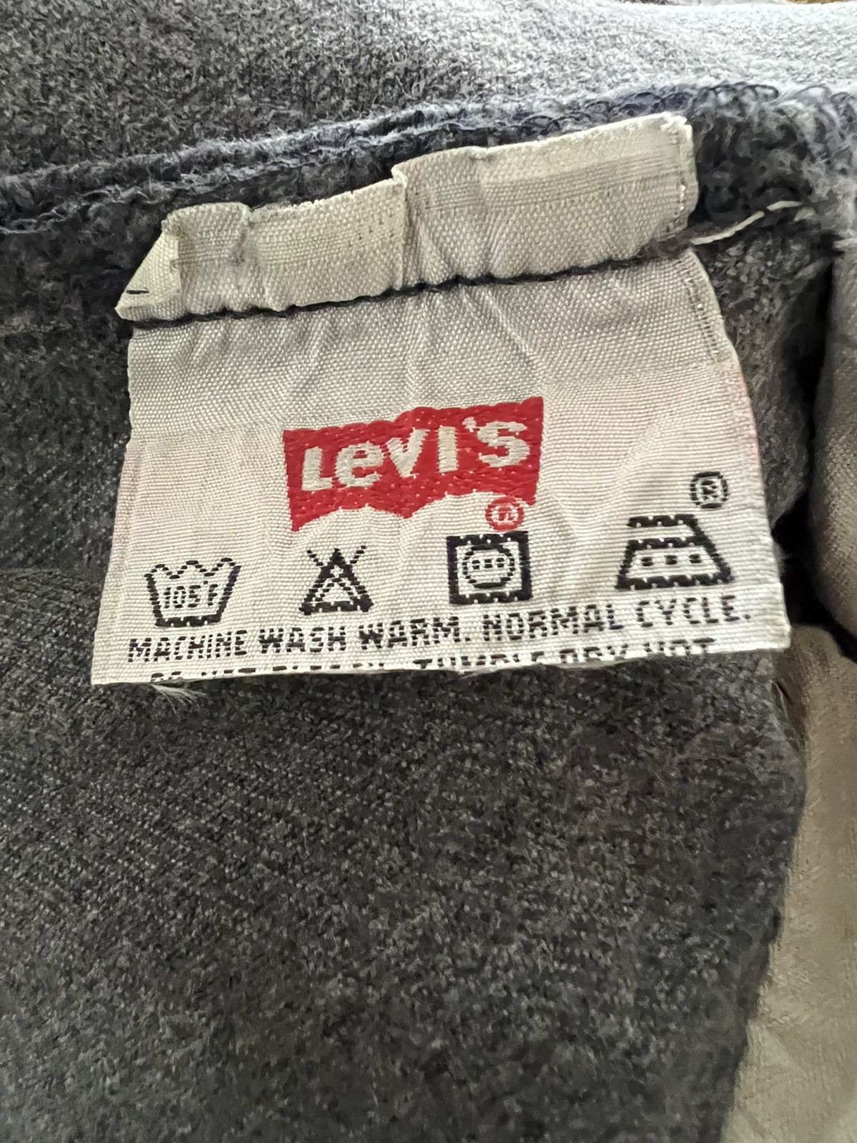 Levi's Vintage 1995 Levi’s 501 Jeans Fade Black Denim Trashed Jeans Size US 32 / EU 48 - 22 Thumbnail