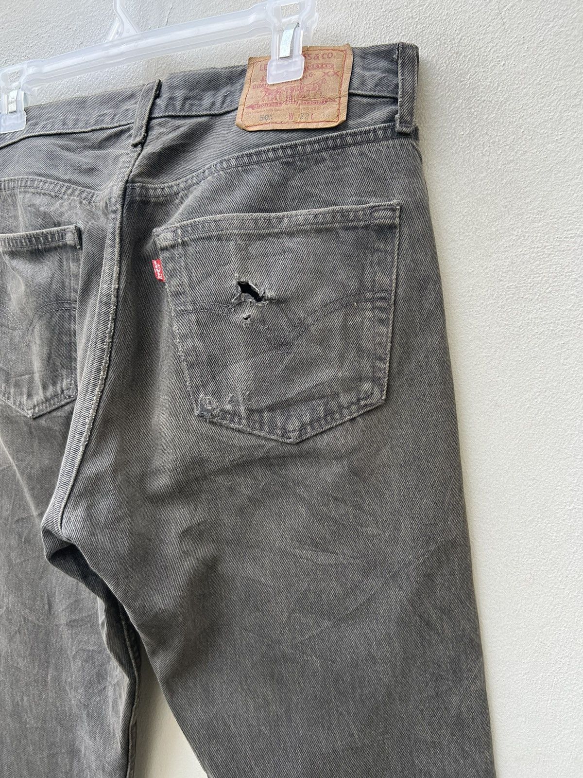Levi's Vintage 1995 Levi’s 501 Jeans Fade Black Denim Trashed Jeans Size US 32 / EU 48 - 18 Thumbnail