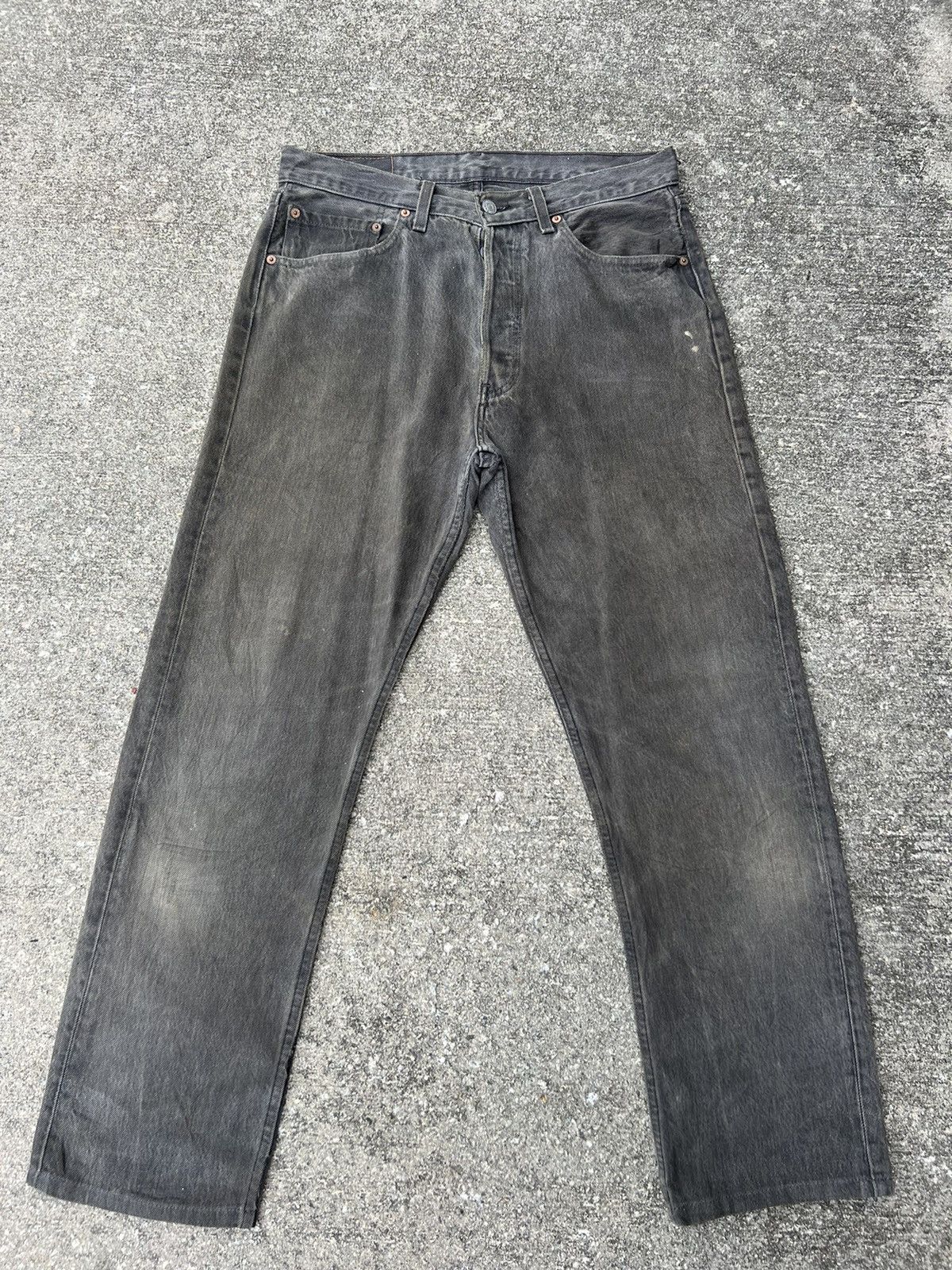 Levi's Vintage 1995 Levi’s 501 Jeans Fade Black Denim Trashed Jeans Size US 32 / EU 48 - 1 Thumbnail
