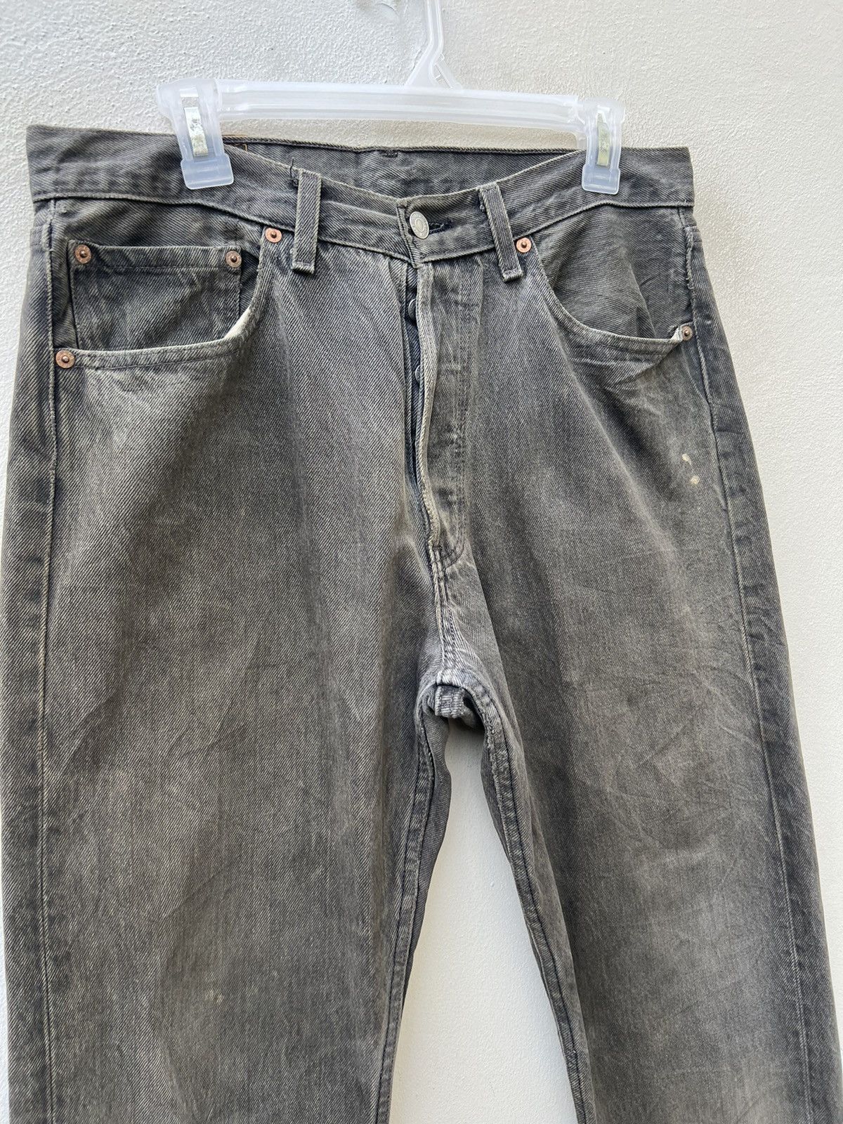 Levi's Vintage 1995 Levi’s 501 Jeans Fade Black Denim Trashed Jeans Size US 32 / EU 48 - 7 Thumbnail