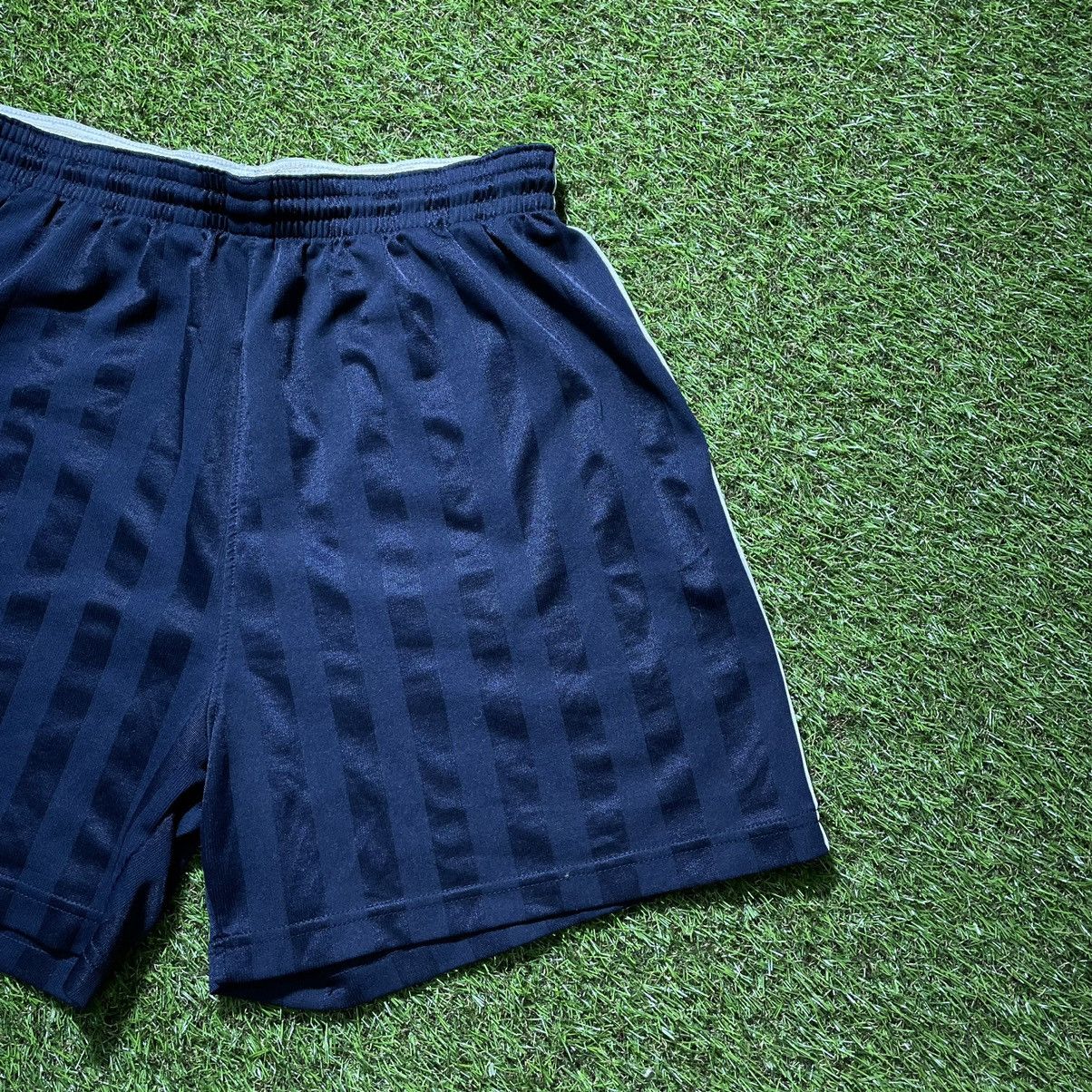 Nike Vintage 90s Nike Swoosh Logo Shorts Streetwear Size US 34 / EU 50 - 2 Thumbnail