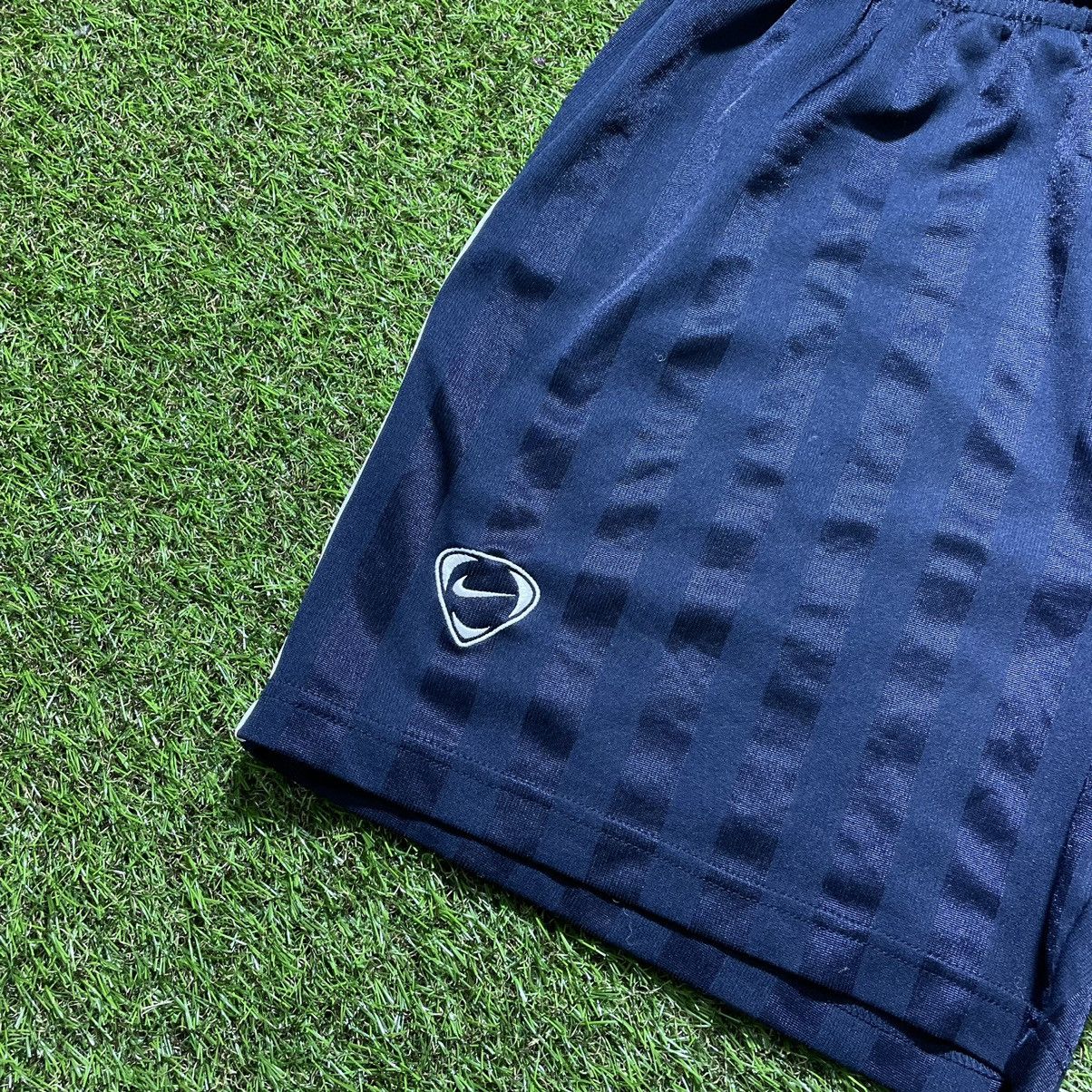 Nike Vintage 90s Nike Swoosh Logo Shorts Streetwear Size US 34 / EU 50 - 3 Thumbnail