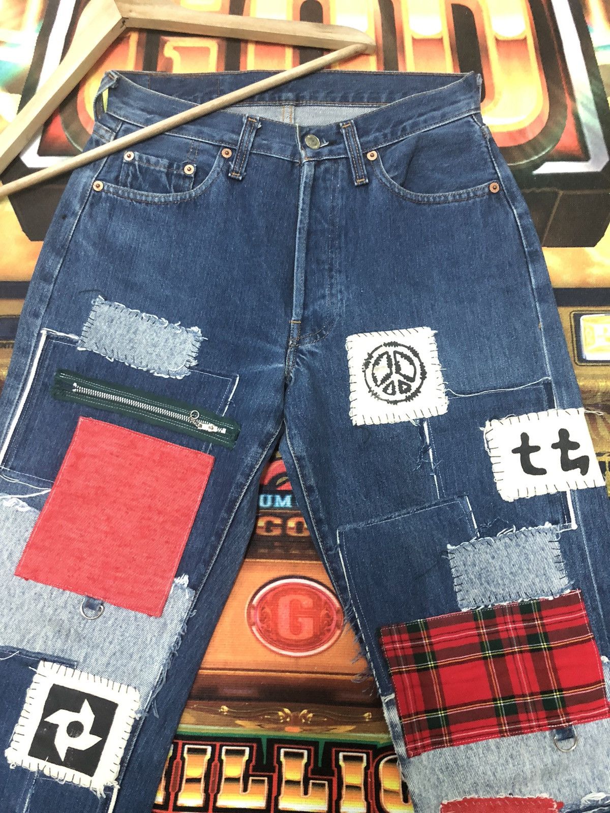 Levi's × Vintage RARE🔥ONLY 1 VINTAGE 1993 LEVIS 501 CUSTOM PATCHWORK SELVEDGE Size US 29 - 2 Thumbnail