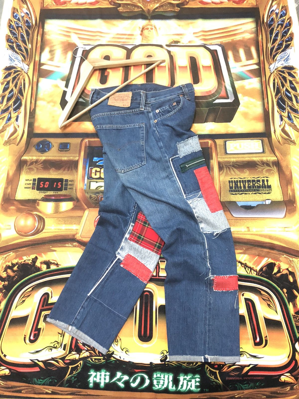 Levi's × Vintage RARE🔥ONLY 1 VINTAGE 1993 LEVIS 501 CUSTOM PATCHWORK SELVEDGE Size US 29 - 14 Thumbnail