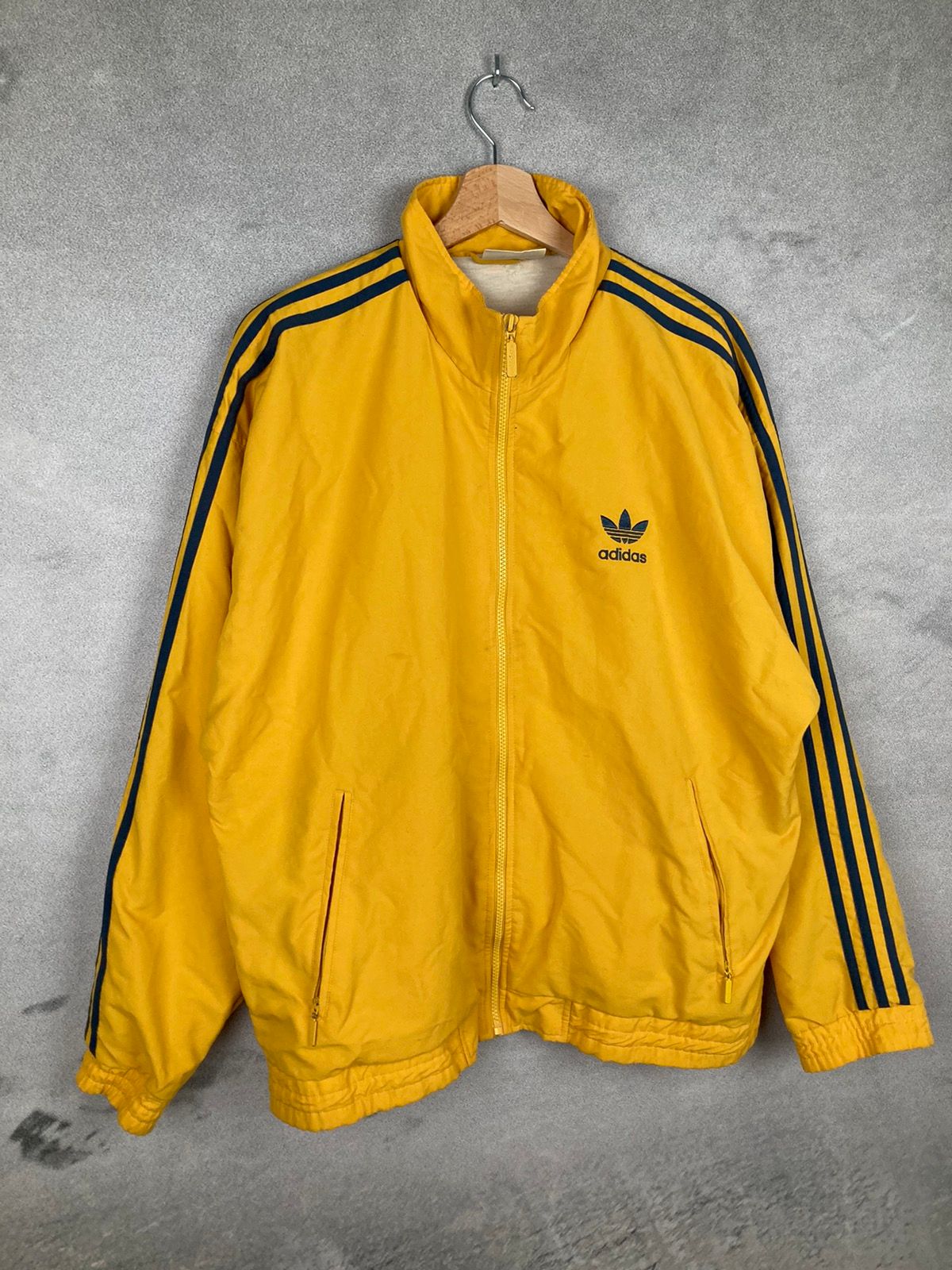 Adidas Vintage Adidas 80s/90s Nylon Light Jacket Retro Size US L / EU 52-54 / 3 - 4 Thumbnail