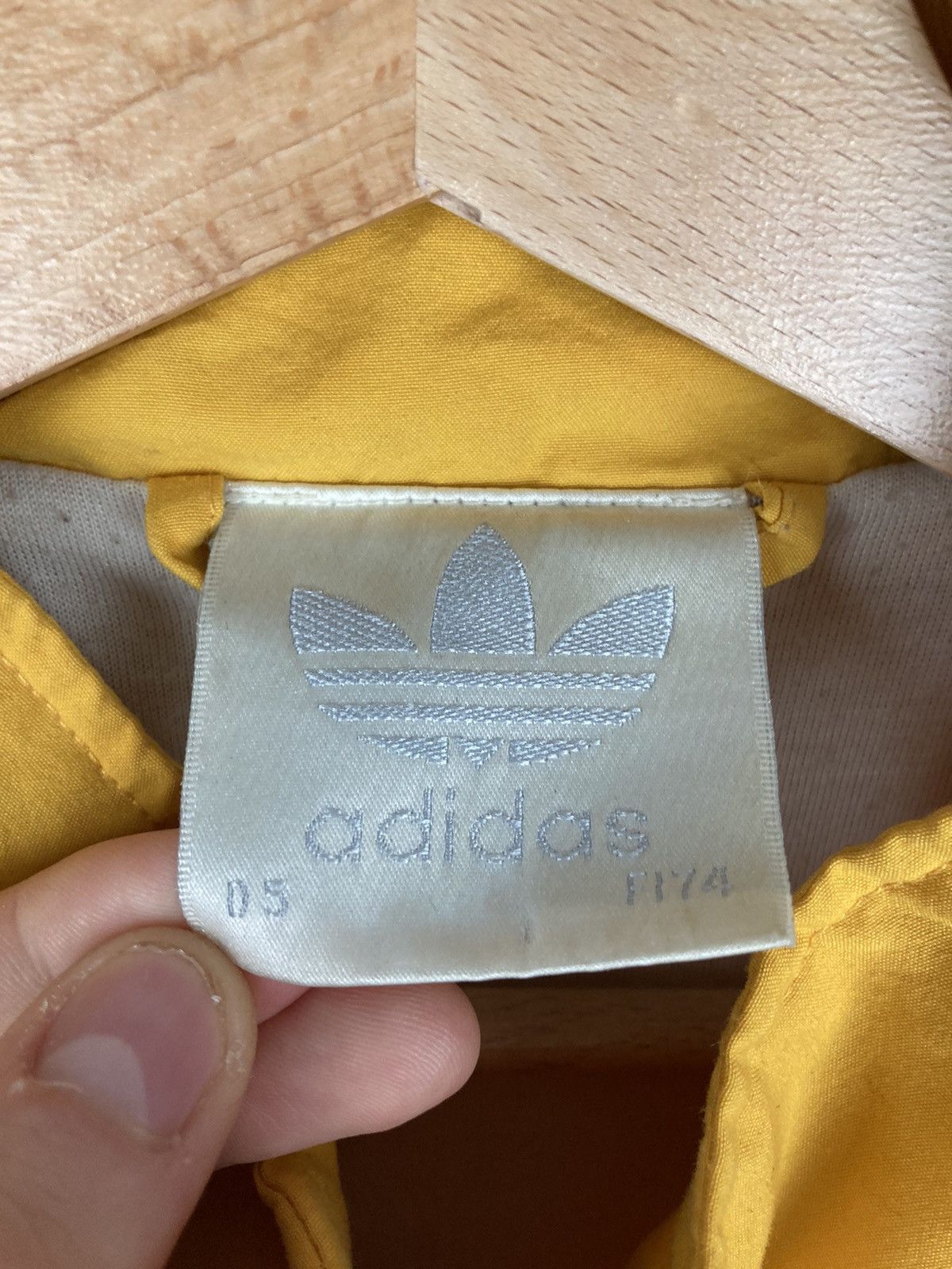 Adidas Vintage Adidas 80s/90s Nylon Light Jacket Retro Size US L / EU 52-54 / 3 - 5 Thumbnail