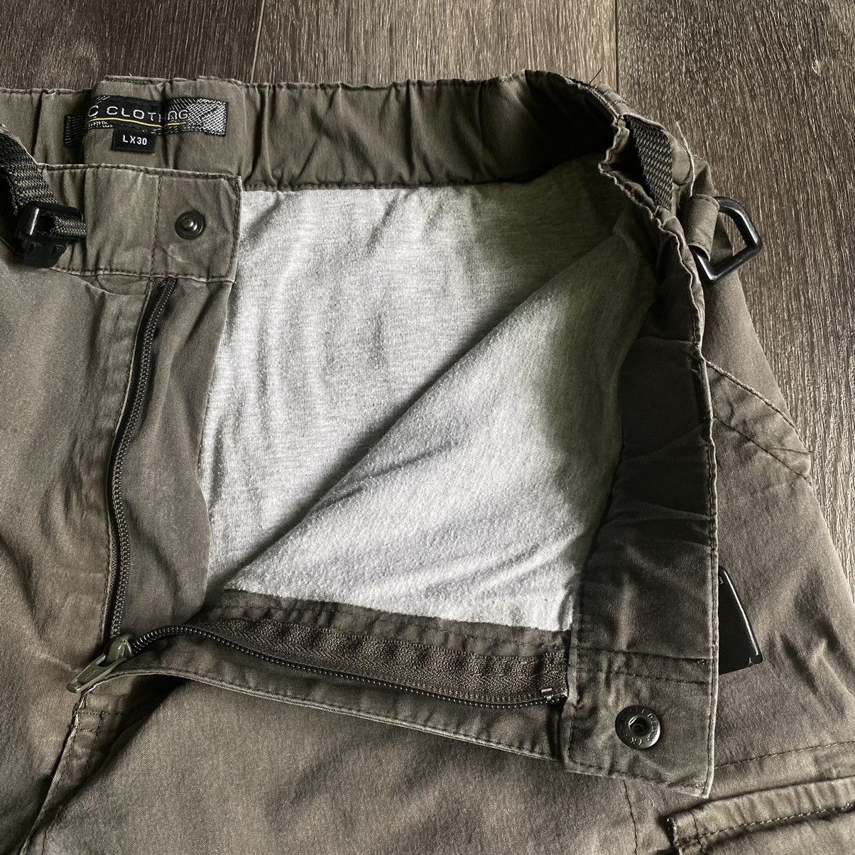 Vintage Vintage 2000s BC Clothing Pocket Belt Washed Cargo Pants x30 Size US 33 - 9 Thumbnail