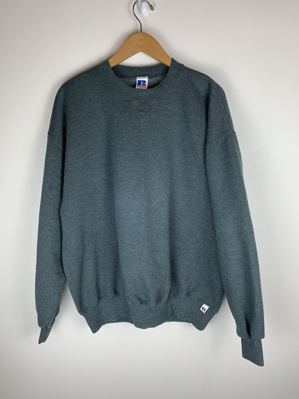 Russell Athletic Vintage russel athletic crewneck Size US XL / EU 56 / 4 - 1 Thumbnail