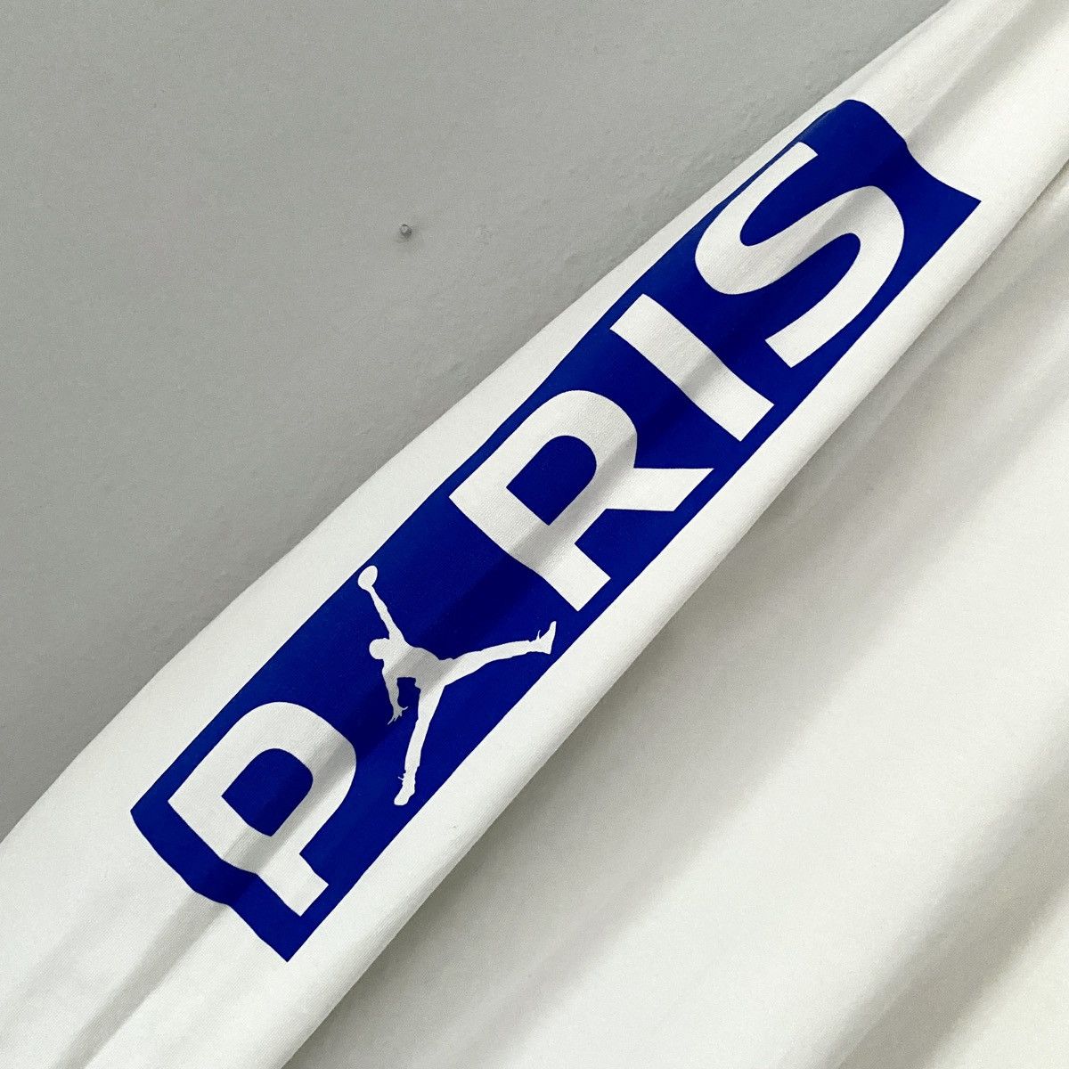 Jordan Brand × Nike PSG Paris Air Nike Jordan White Logo Soccer Long-sleeve Kit Size US L / EU 52-54 / 3 - 3 Thumbnail