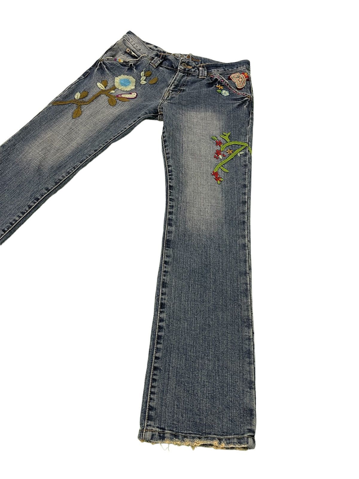 Japanese Brand Embroydery Jeans As Know As De Base Low Rise Denim 2🟦3 Size US 31 - 12 Thumbnail