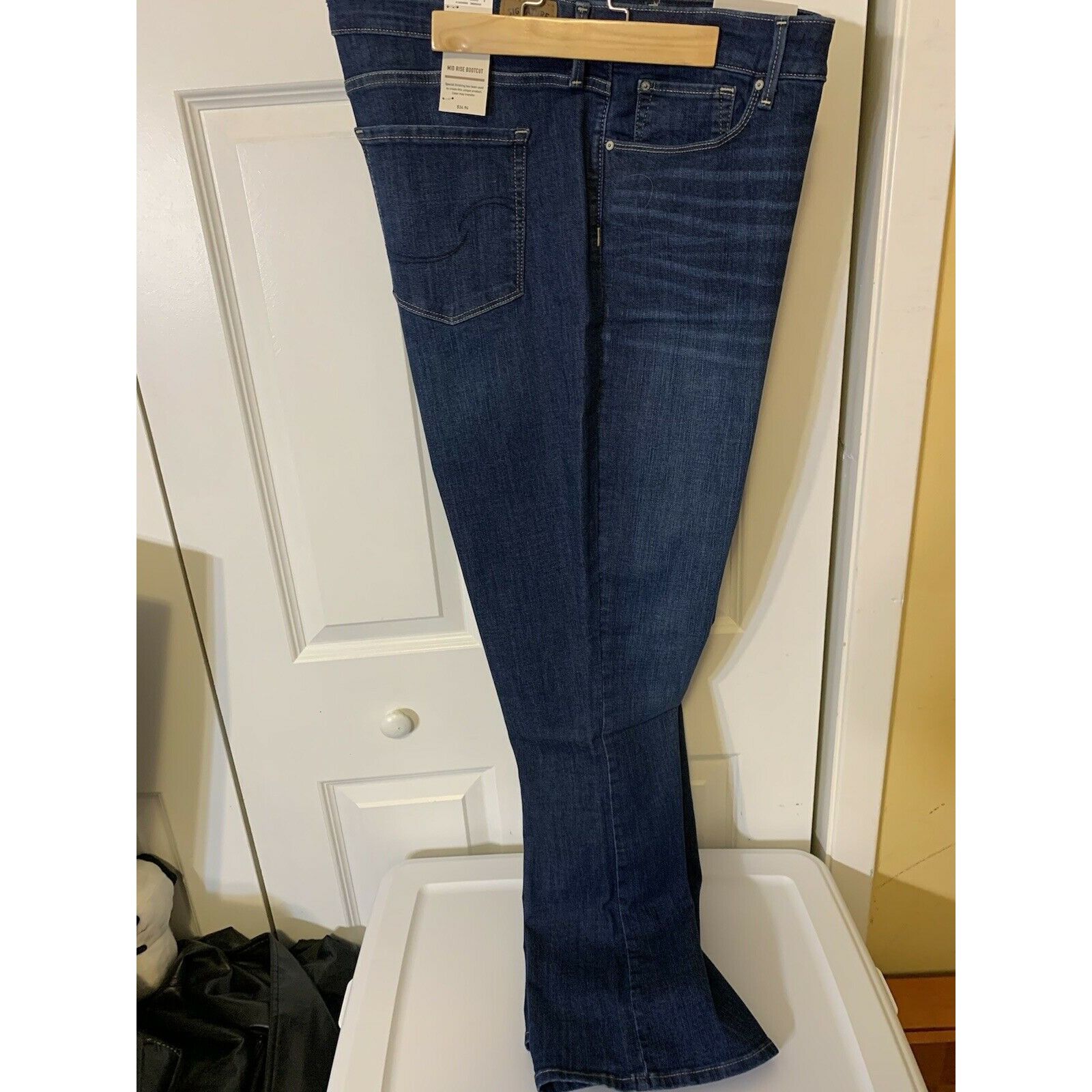 Levi's New LEVI STRAUSS SIGNATURE WOMEN 20/35W MID-RISE BOOTCUT STR Size 42" / US 20 - 7 Thumbnail