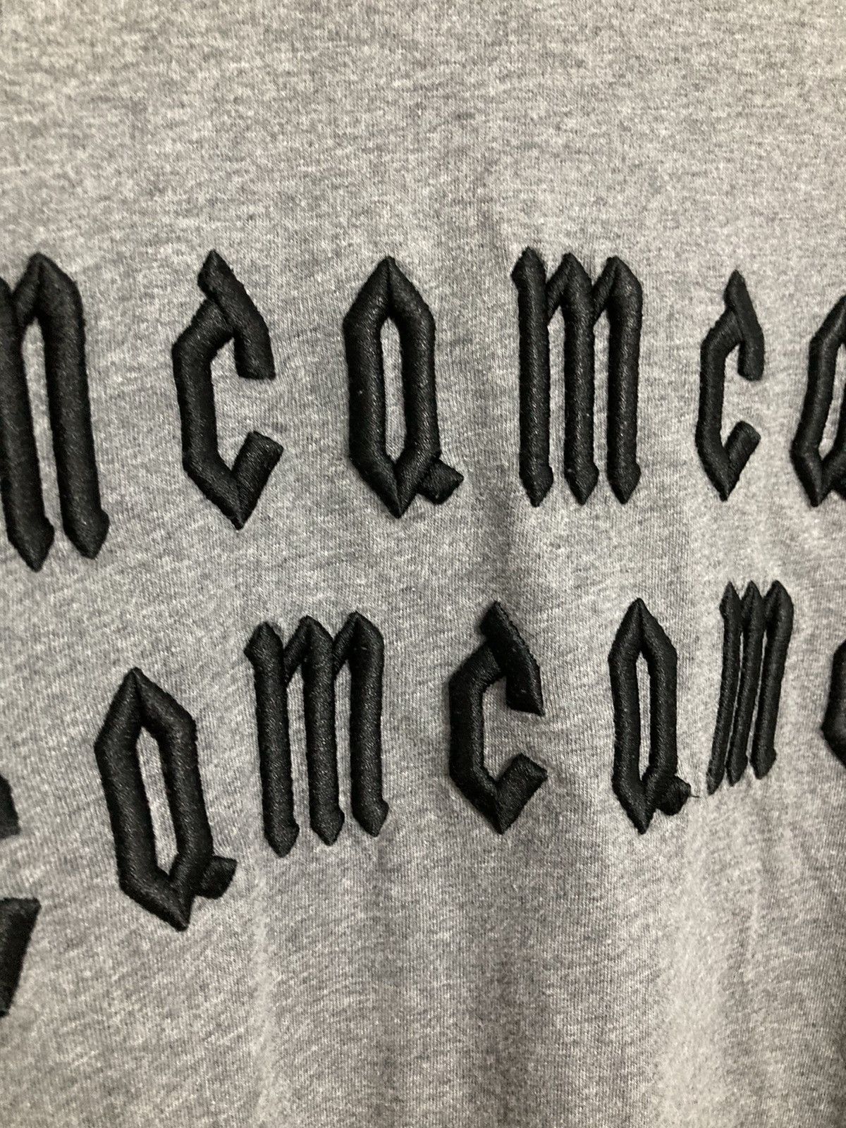 Alexander McQueen Alexander McQueen Tee Embroidered Logo Monogram Spellout Size US XL / EU 56 / 4 - 5 Thumbnail