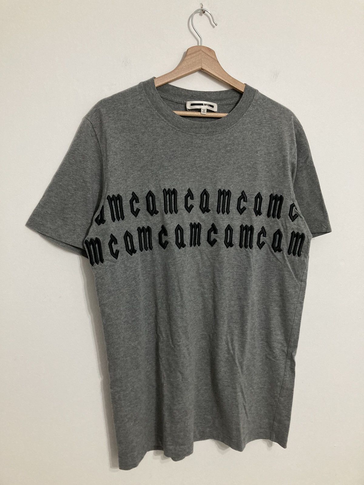 Alexander McQueen Alexander McQueen Tee Embroidered Logo Monogram Spellout Size US XL / EU 56 / 4 - 2 Thumbnail