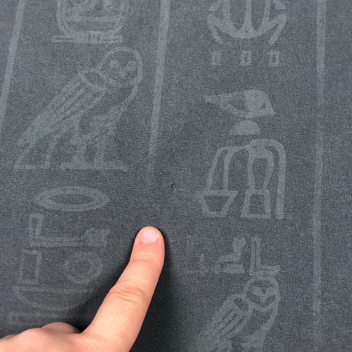 Universal Studios × Vintage Vintage Universal Studios The Mummy Hieroglyphics Shirt XL Size US XL / EU 56 / 4 - 3 Thumbnail