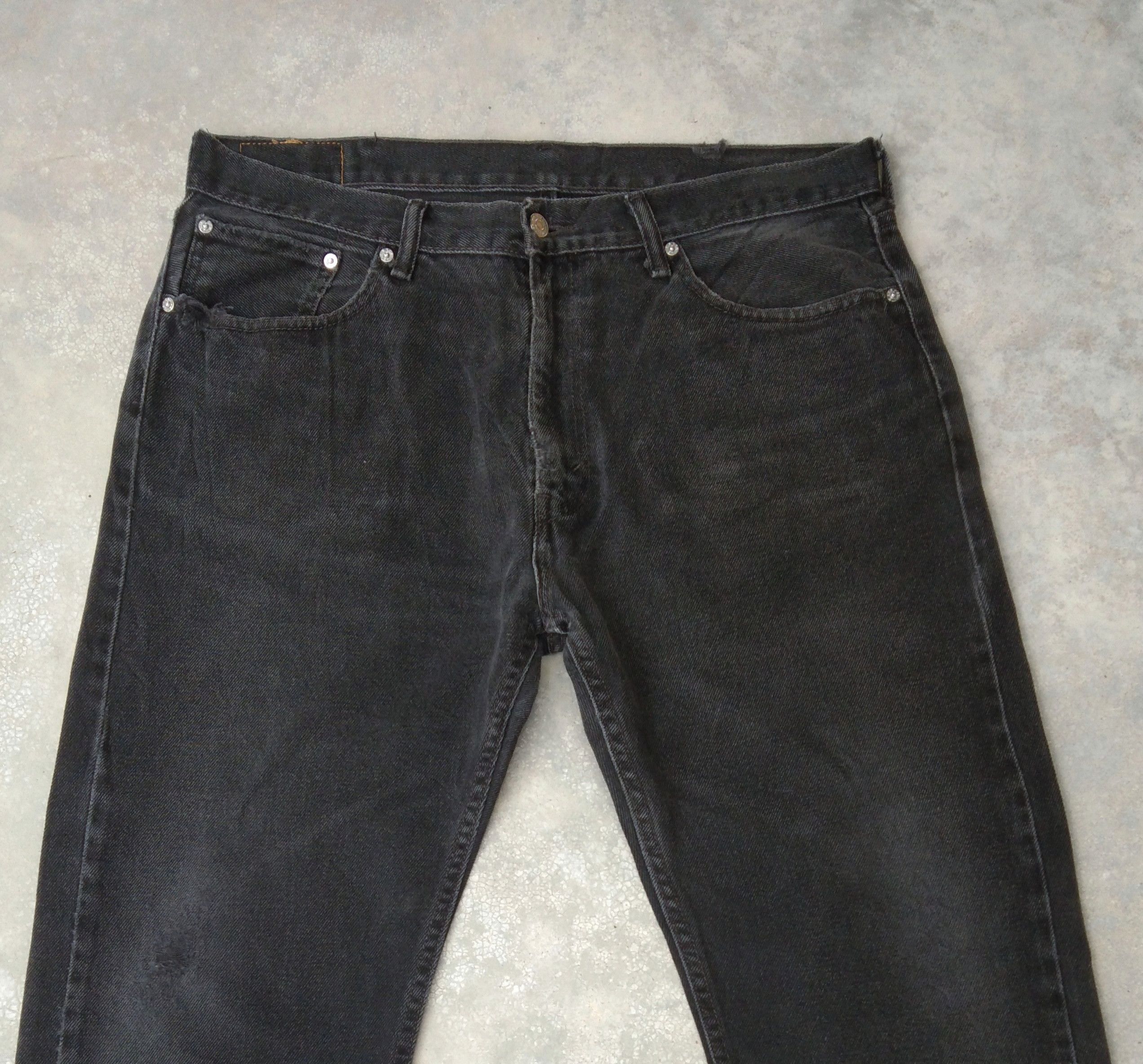 Levi's Vintage Levi's Jeans 505 Faded Black Distressed Denim 38x29 Size US 38 / EU 54 - 6 Thumbnail