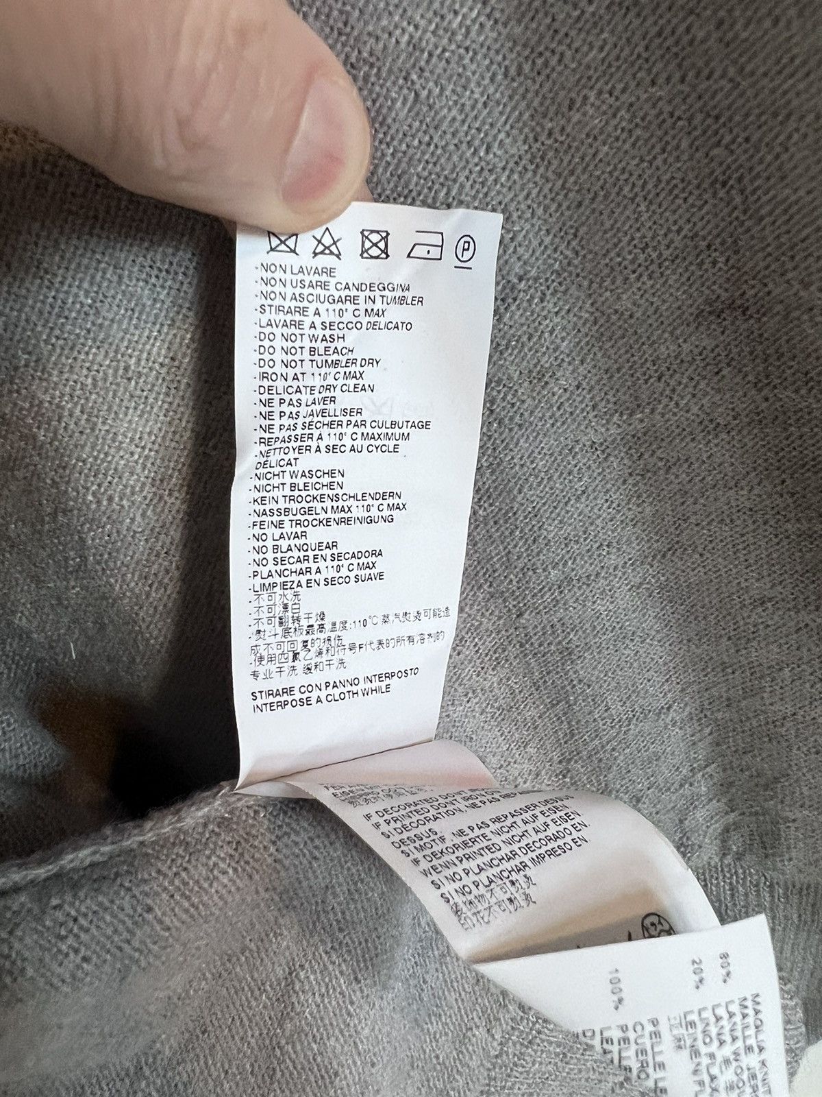 Maison Margiela FW13 Leather elbow-patch v-neck sweater/jumper, L, worn x 6 Size US L / EU 52-54 / 3 - 22 Thumbnail