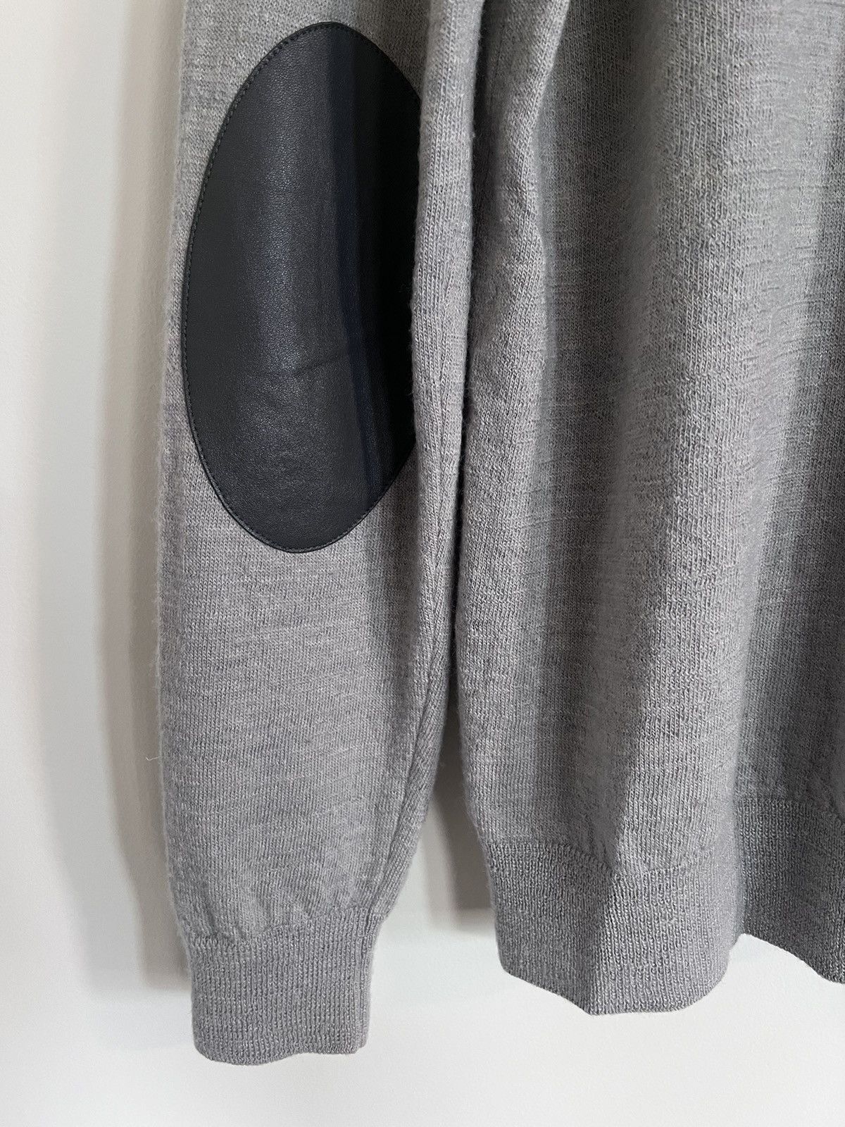 Maison Margiela FW13 Leather elbow-patch v-neck sweater/jumper, L, worn x 6 Size US L / EU 52-54 / 3 - 13 Thumbnail