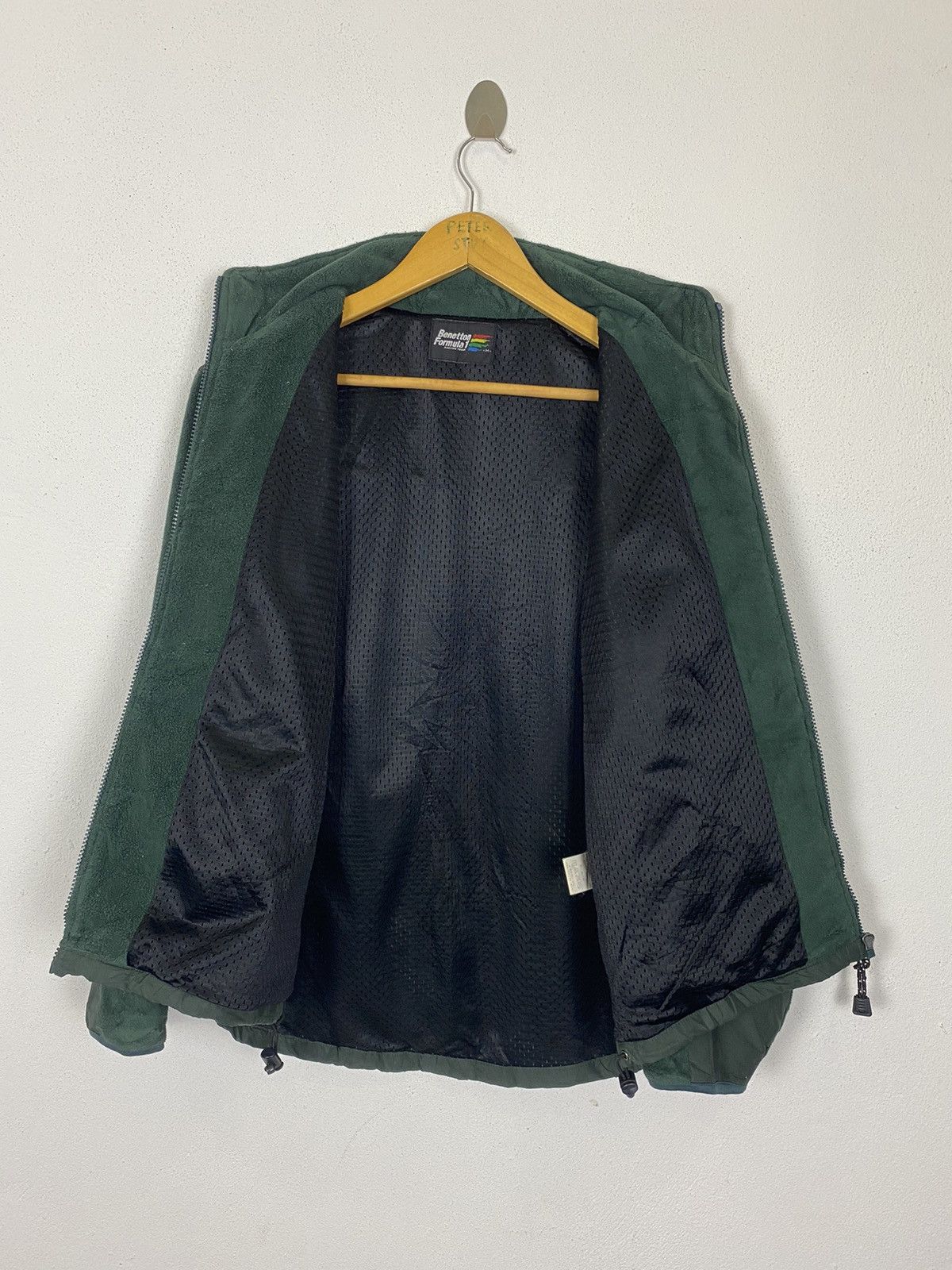 Benetton × Sports Specialties BENETTON FORMULA 1 RACING TEAM FLEECE SWEATER NICE DESIGN Size US M / EU 48-50 / 2 - 6 Thumbnail