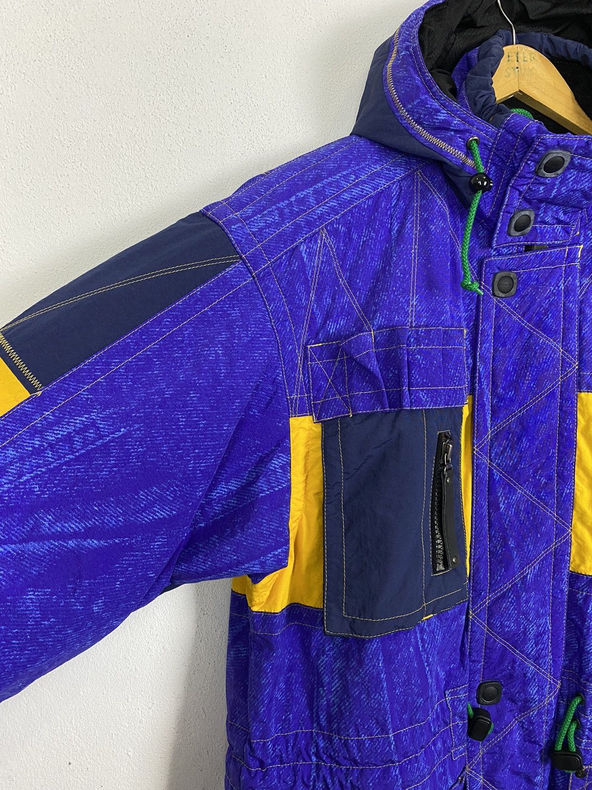 Sports Specialties PHENIX SKI JACKET NICE DESIGN Size US L / EU 52-54 / 3 - 8 Thumbnail