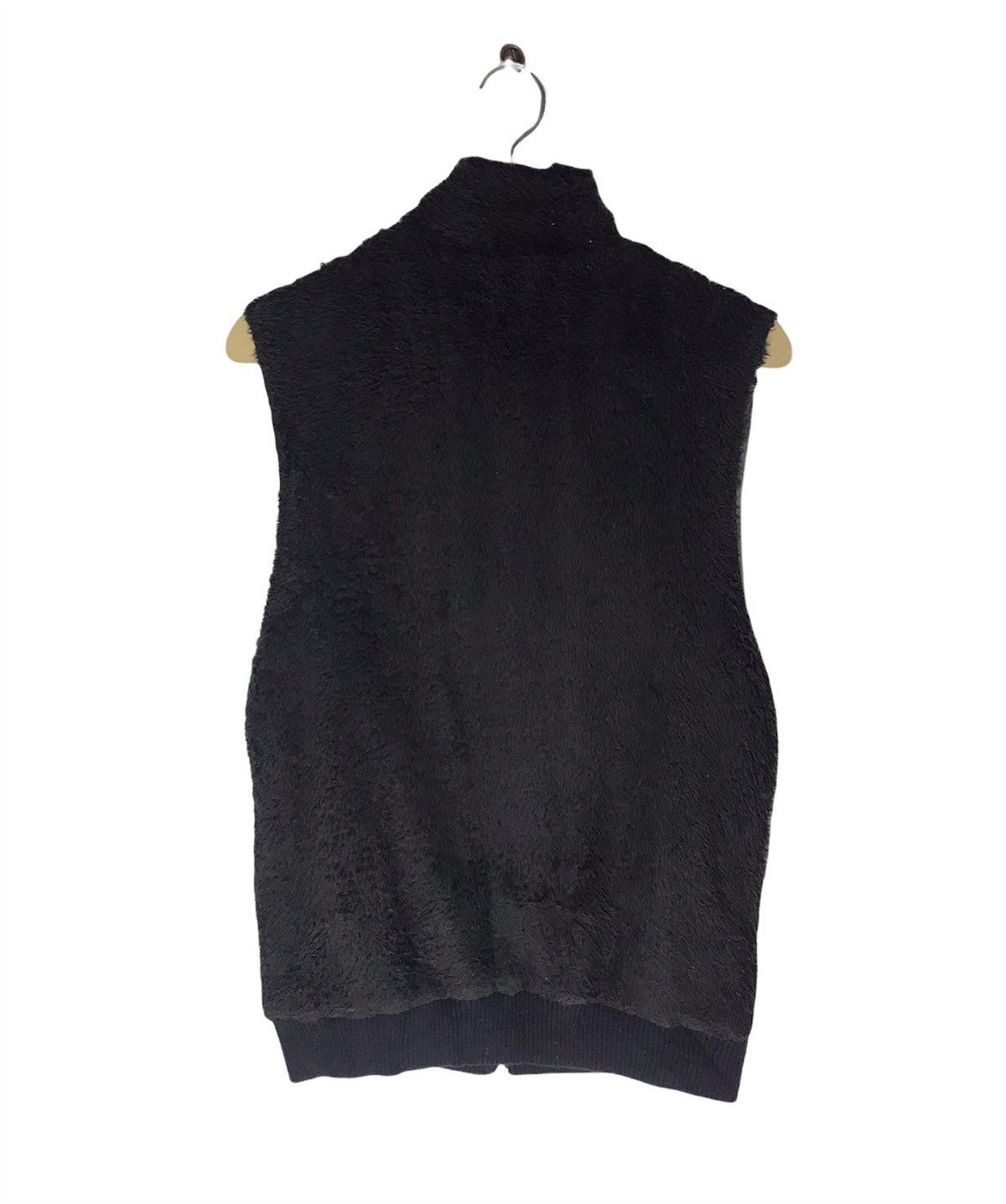 Journal Standard Sleeveless reversible fleece Size US M / EU 48-50 / 2 - 2 Thumbnail