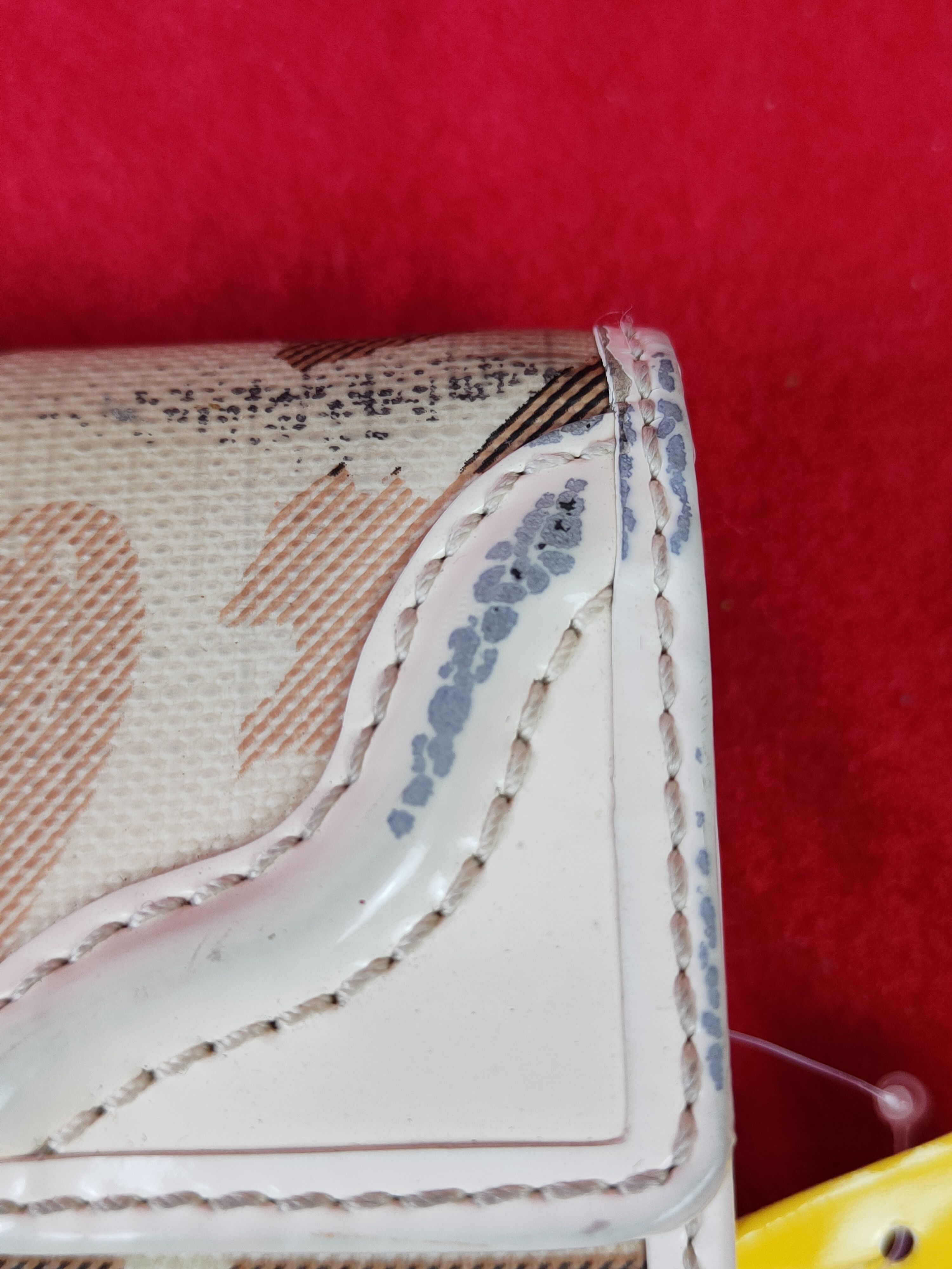 Burberry Burberry Purse wallet #SB010 Size ONE SIZE - 6 Thumbnail