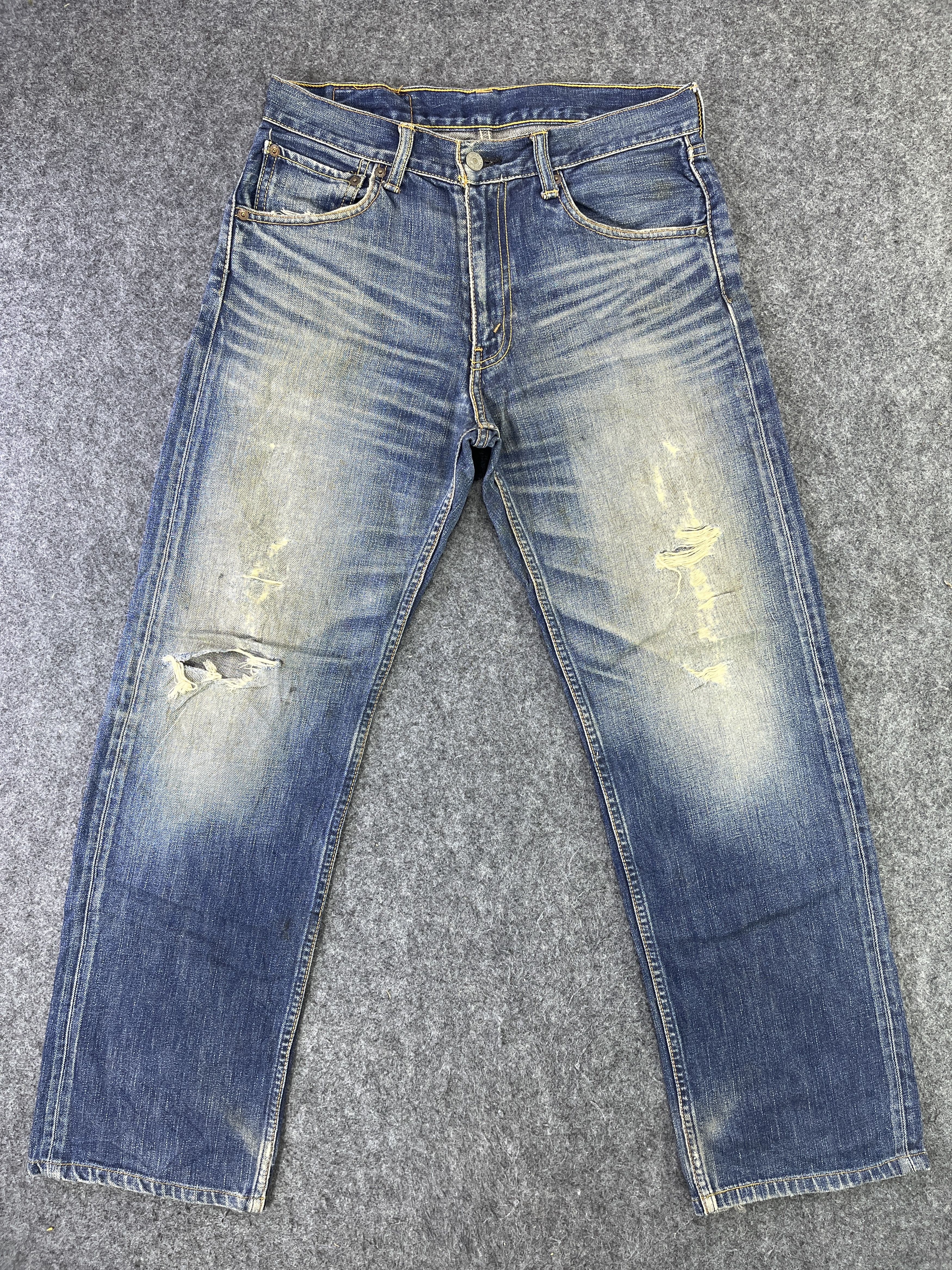image of Levis Lot 703 Distressed Jeans - J847 in Blue, Men's (Size 31)