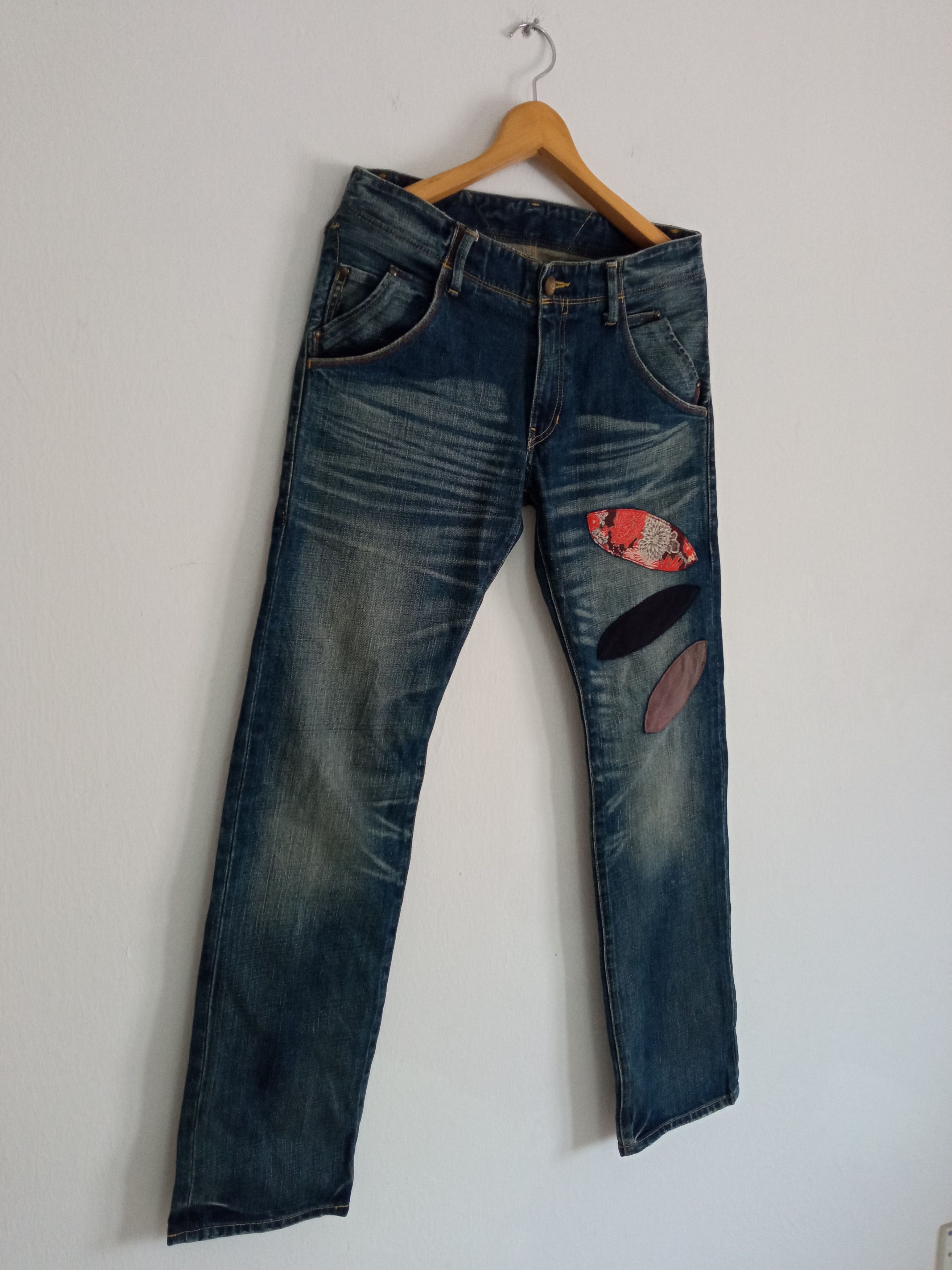 Japanese Brand × Takeo Kikuchi 🔥🔥Takeo Kikuchi Patchwork Distressed Jeans Denim Size US 32 / EU 48 - 2 Thumbnail