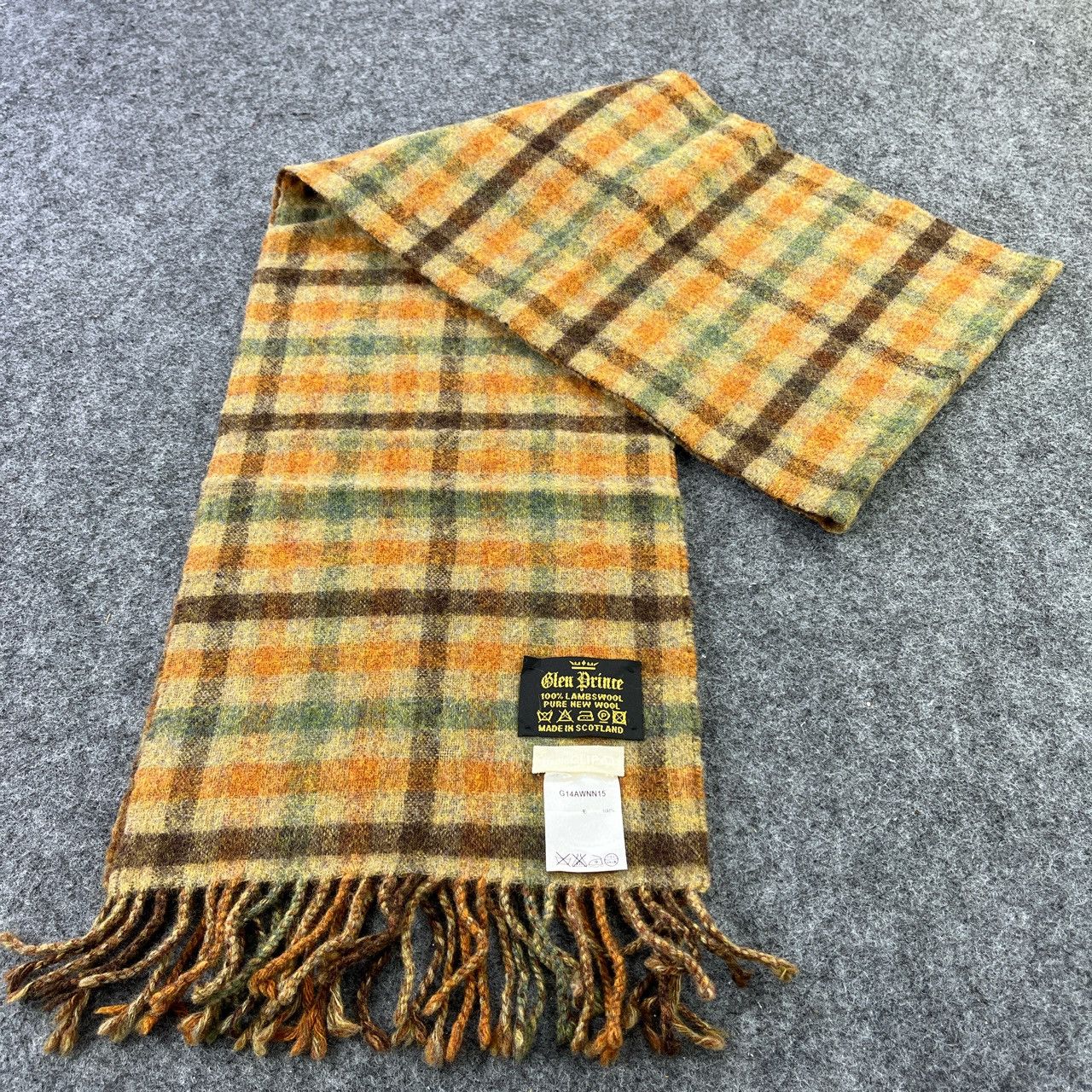 Vintage GLEN PRINCE TARTAN SCARVES / MUFFLER / NECKWEAR T084 Size ONE SIZE - 4 Thumbnail